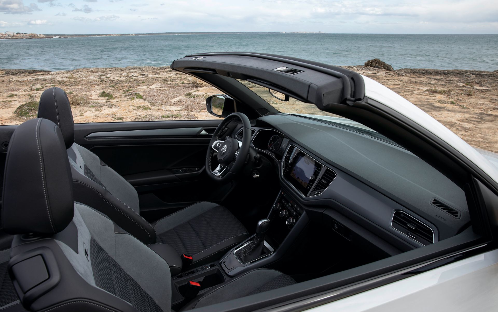 VW T-Roc Cabriolet: High-Riding Golf Convertible Successor Overexposed In 325 Photos, Videos