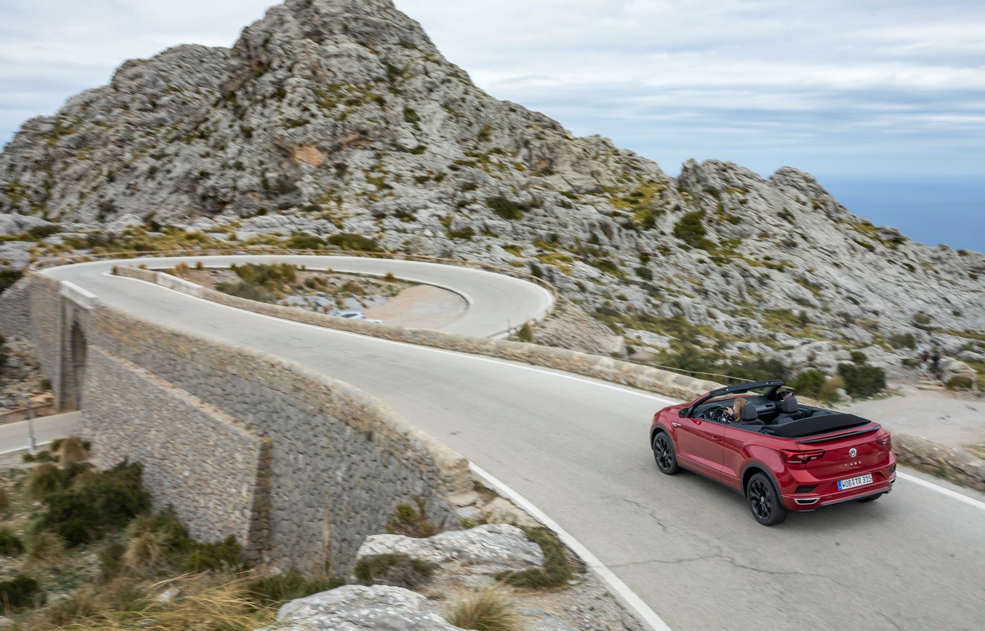 VW T-Roc Cabriolet: High-Riding Golf Convertible Successor Overexposed In 325 Photos, Videos