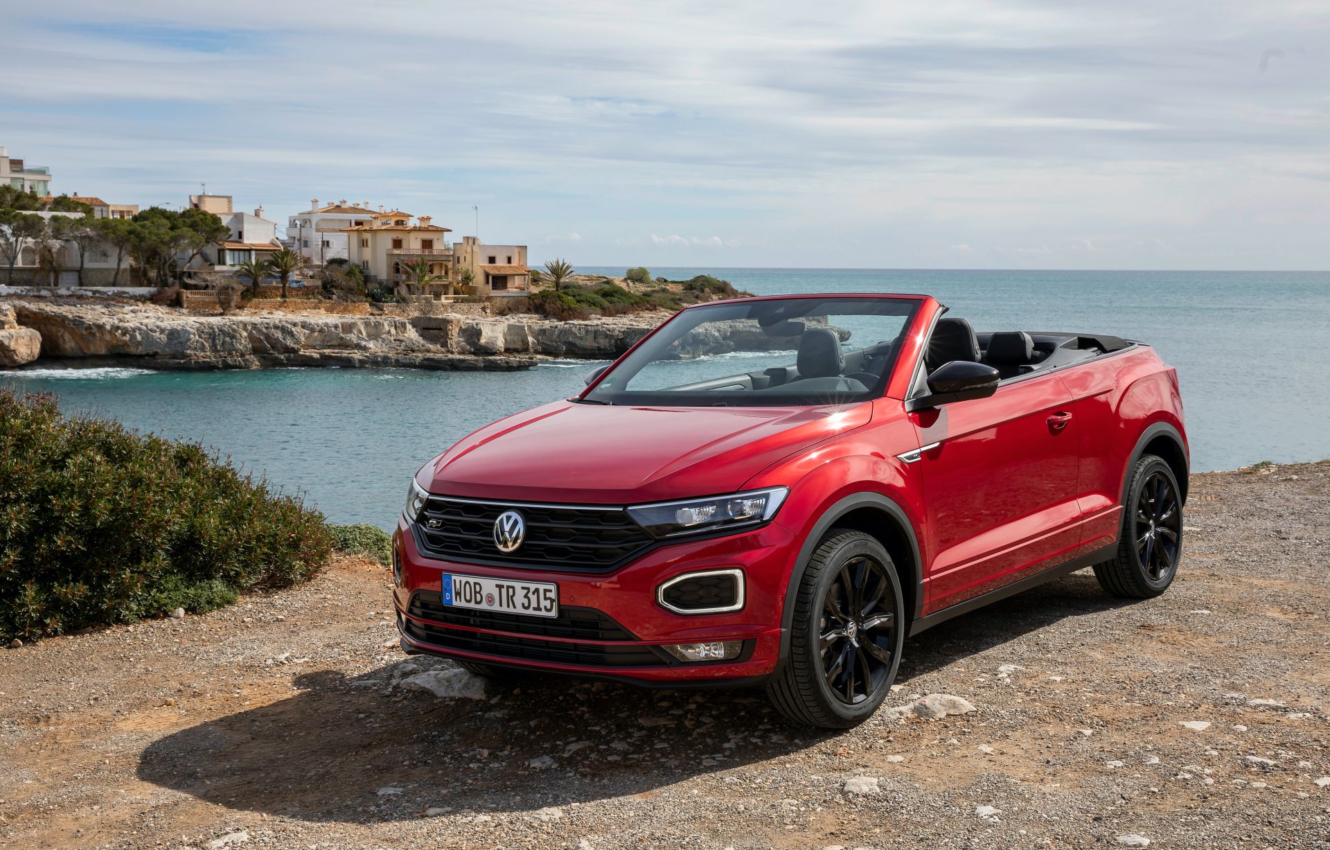 VW T-Roc Cabriolet: High-Riding Golf Convertible Successor Overexposed In 325 Photos, Videos