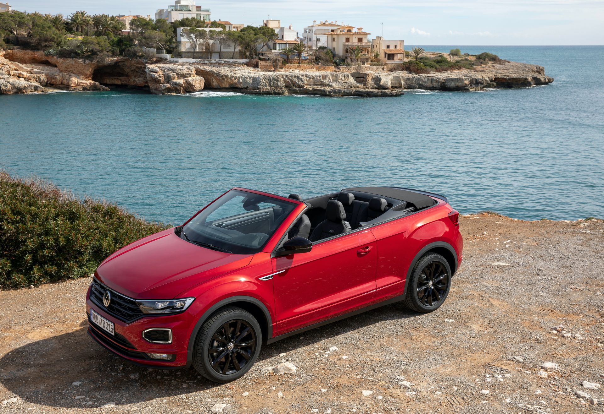 VW T-Roc Cabriolet: High-Riding Golf Convertible Successor Overexposed In 325 Photos, Videos