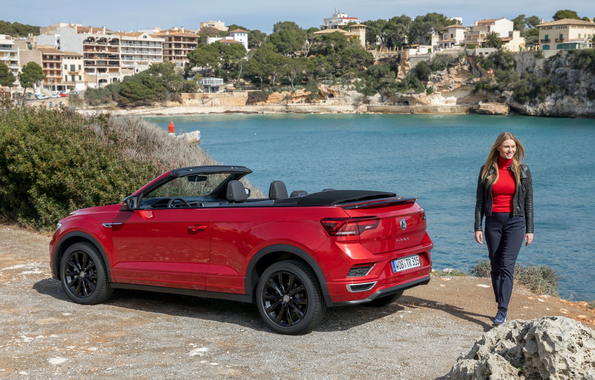 VW T-Roc Cabriolet: High-Riding Golf Convertible Successor Overexposed In 325 Photos, Videos