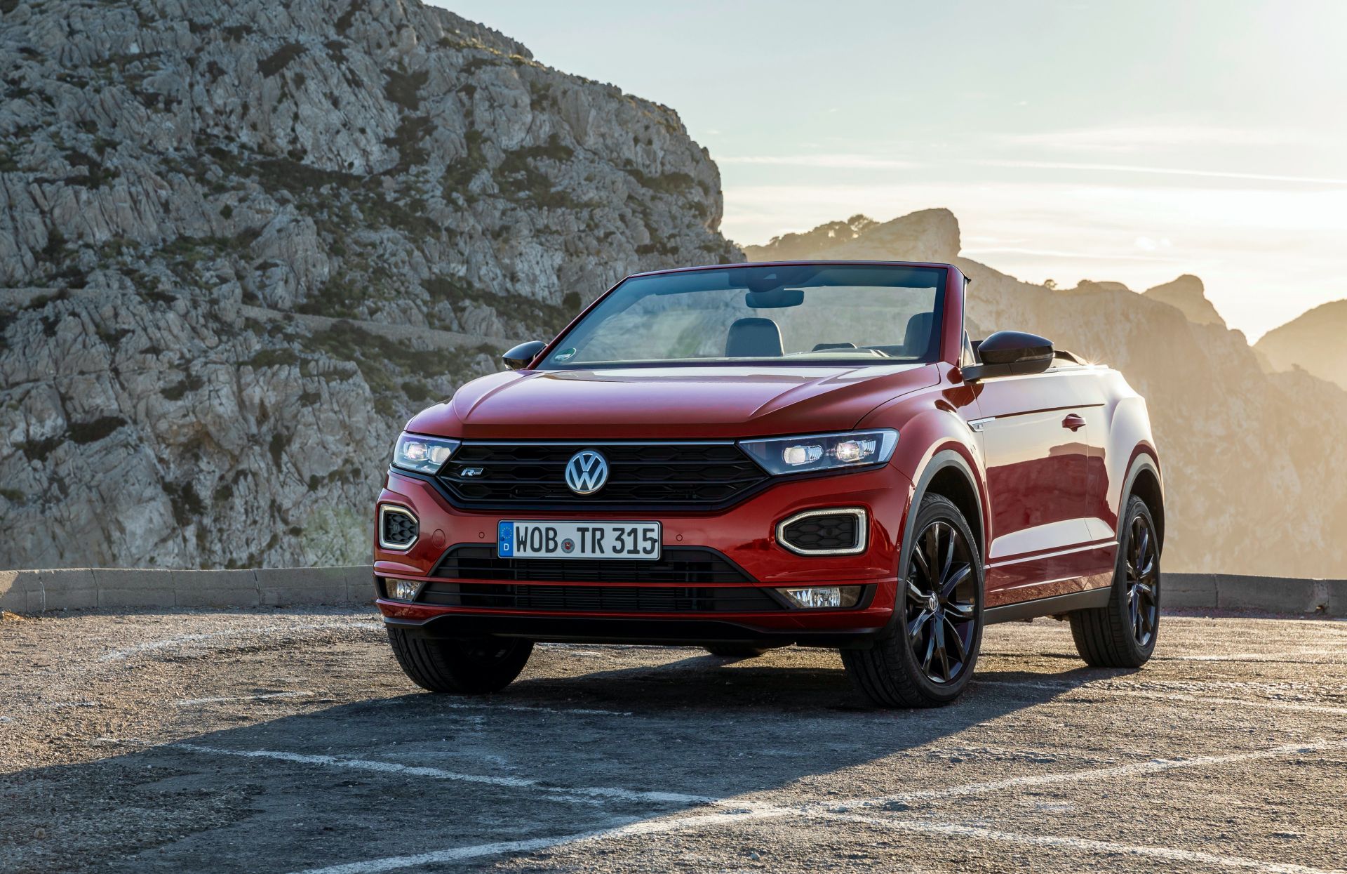 VW T-Roc Cabriolet: High-Riding Golf Convertible Successor Overexposed In 325 Photos, Videos