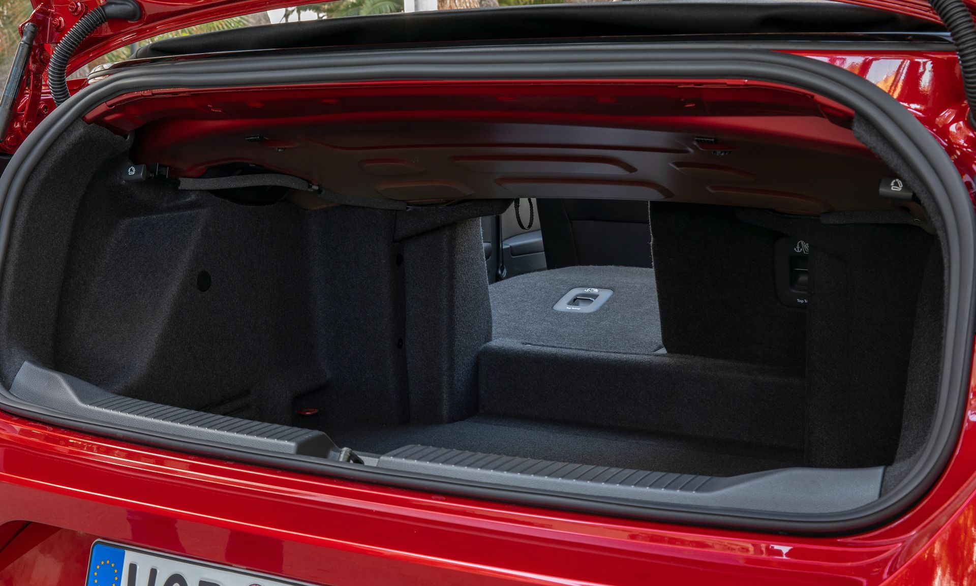 VW T-Roc Cabriolet: High-Riding Golf Convertible Successor Overexposed In 325 Photos, Videos