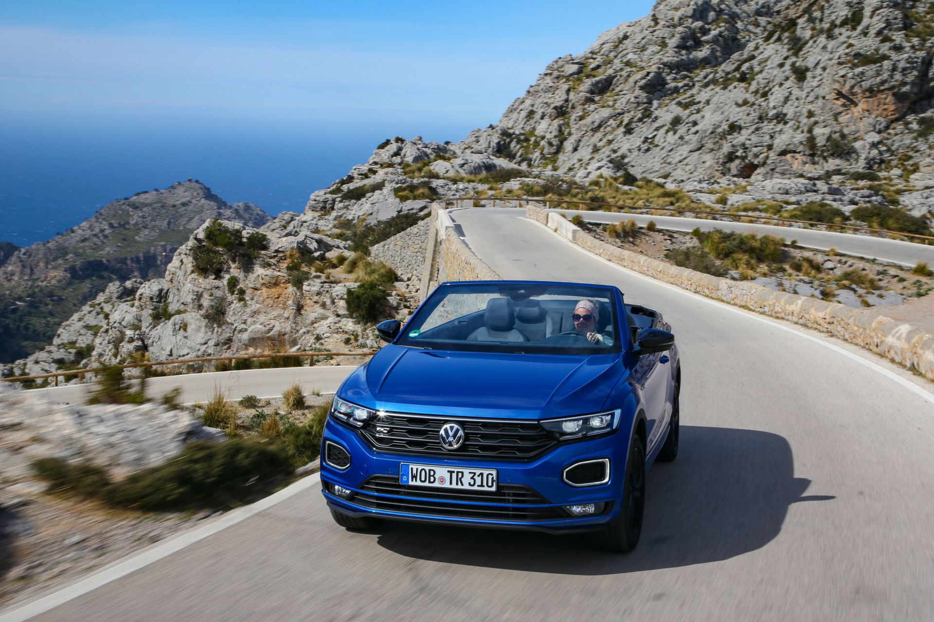 VW T-Roc Cabriolet: High-Riding Golf Convertible Successor Overexposed In 325 Photos, Videos