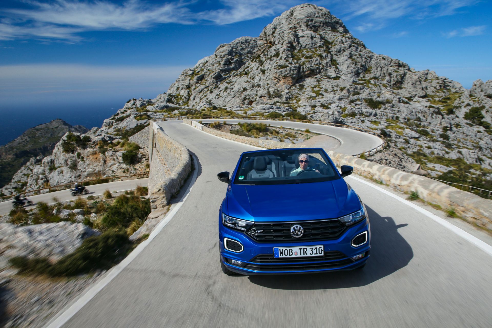 VW T-Roc Cabriolet: High-Riding Golf Convertible Successor Overexposed In 325 Photos, Videos