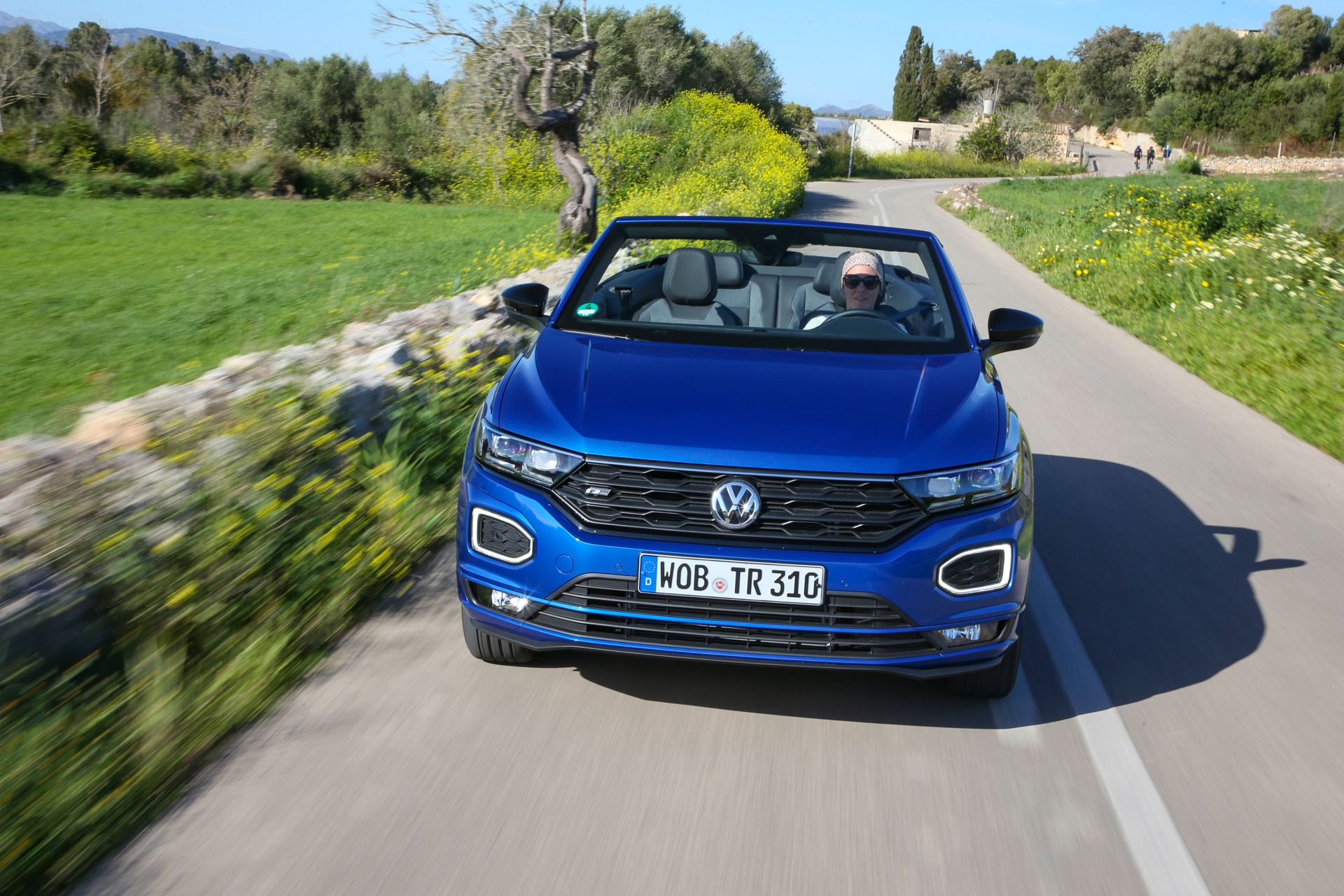 VW T-Roc Cabriolet: High-Riding Golf Convertible Successor Overexposed In 325 Photos, Videos