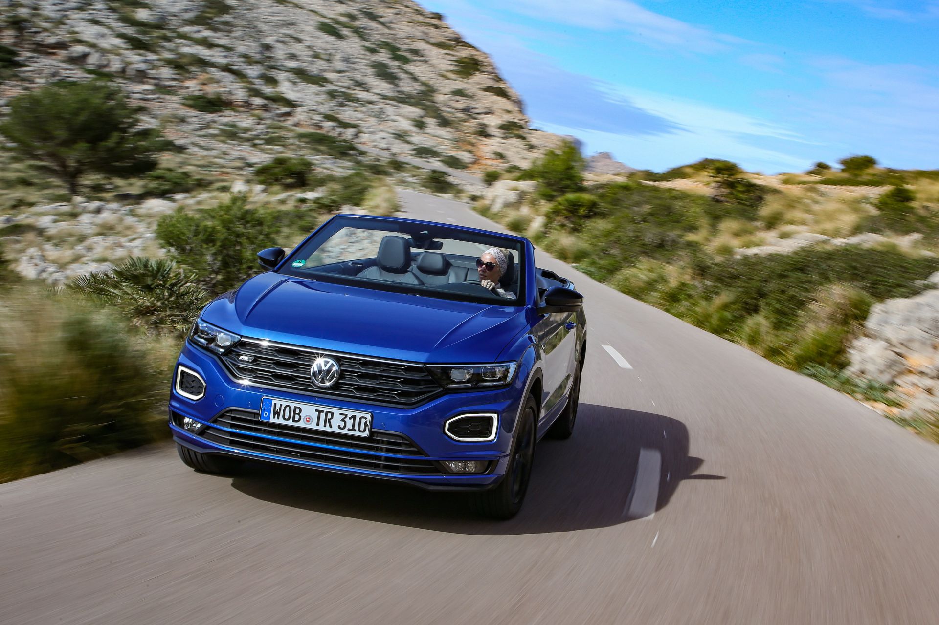 VW T-Roc Cabriolet: High-Riding Golf Convertible Successor Overexposed In 325 Photos, Videos