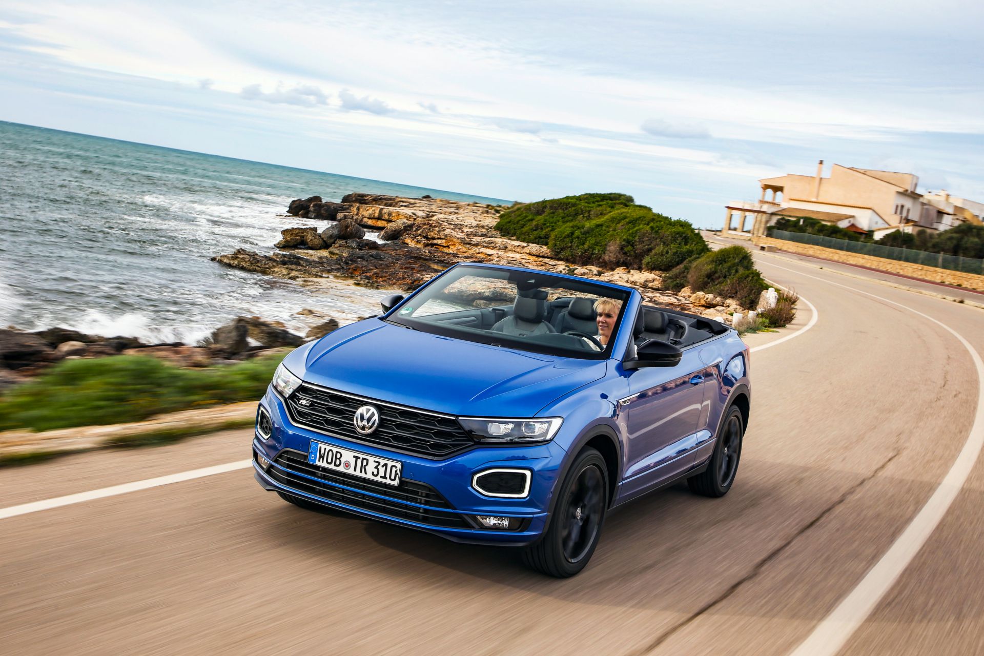 VW T-Roc Cabriolet: High-Riding Golf Convertible Successor Overexposed In 325 Photos, Videos