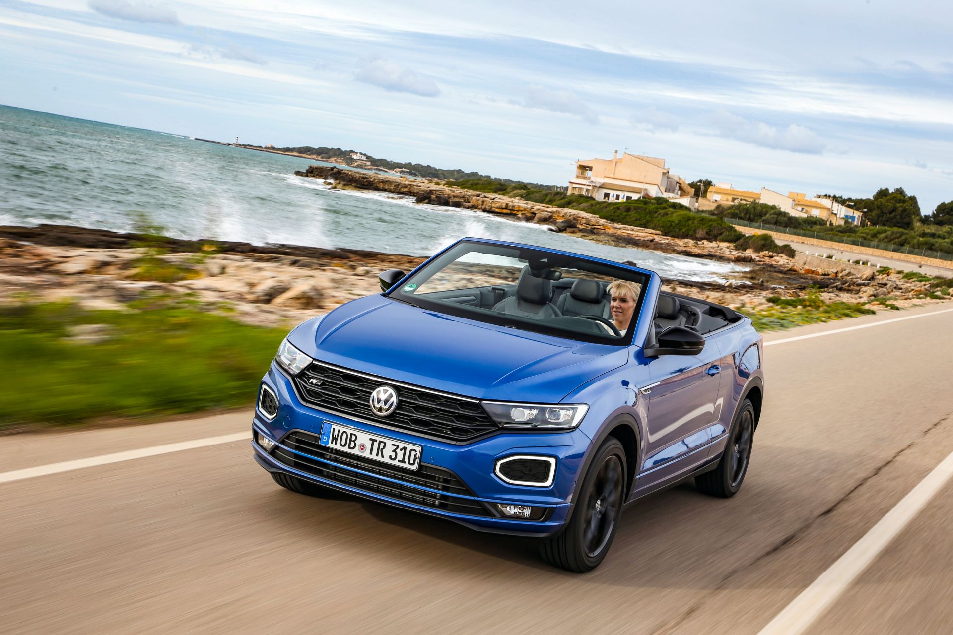 VW T-Roc Cabriolet: High-Riding Golf Convertible Successor Overexposed In 325 Photos, Videos