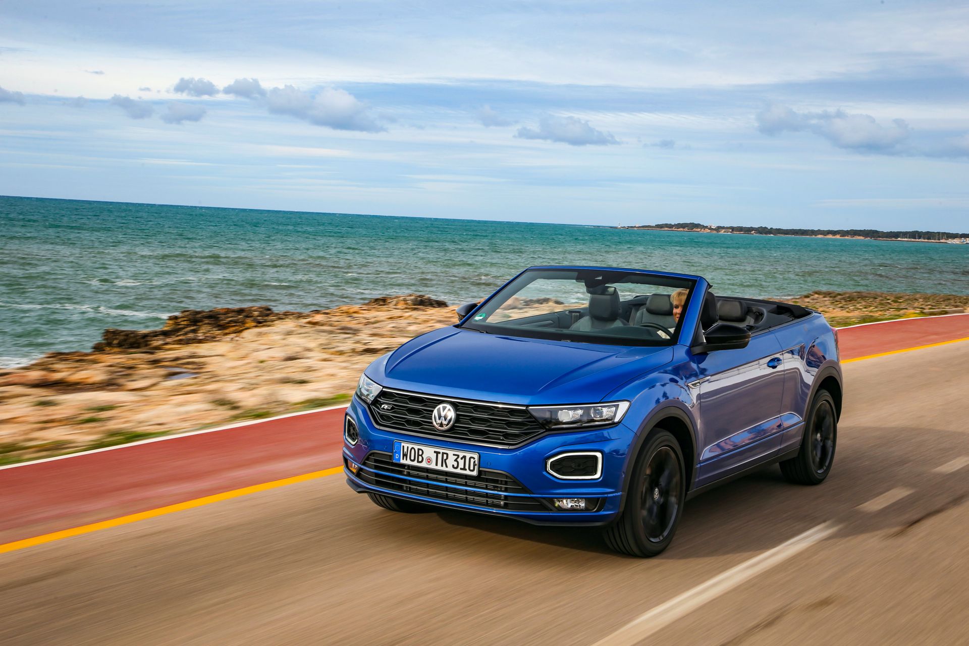 VW T-Roc Cabriolet: High-Riding Golf Convertible Successor Overexposed In 325 Photos, Videos