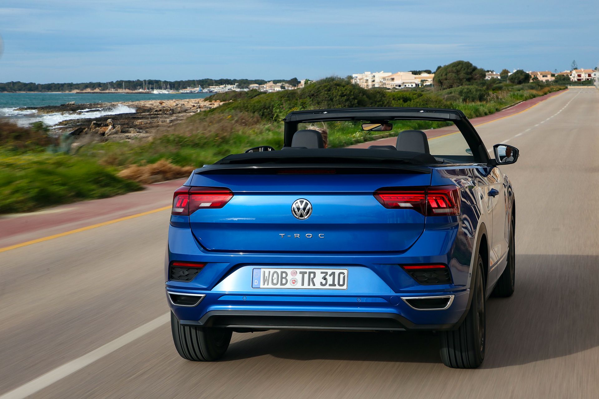 VW T-Roc Cabriolet: High-Riding Golf Convertible Successor Overexposed In 325 Photos, Videos