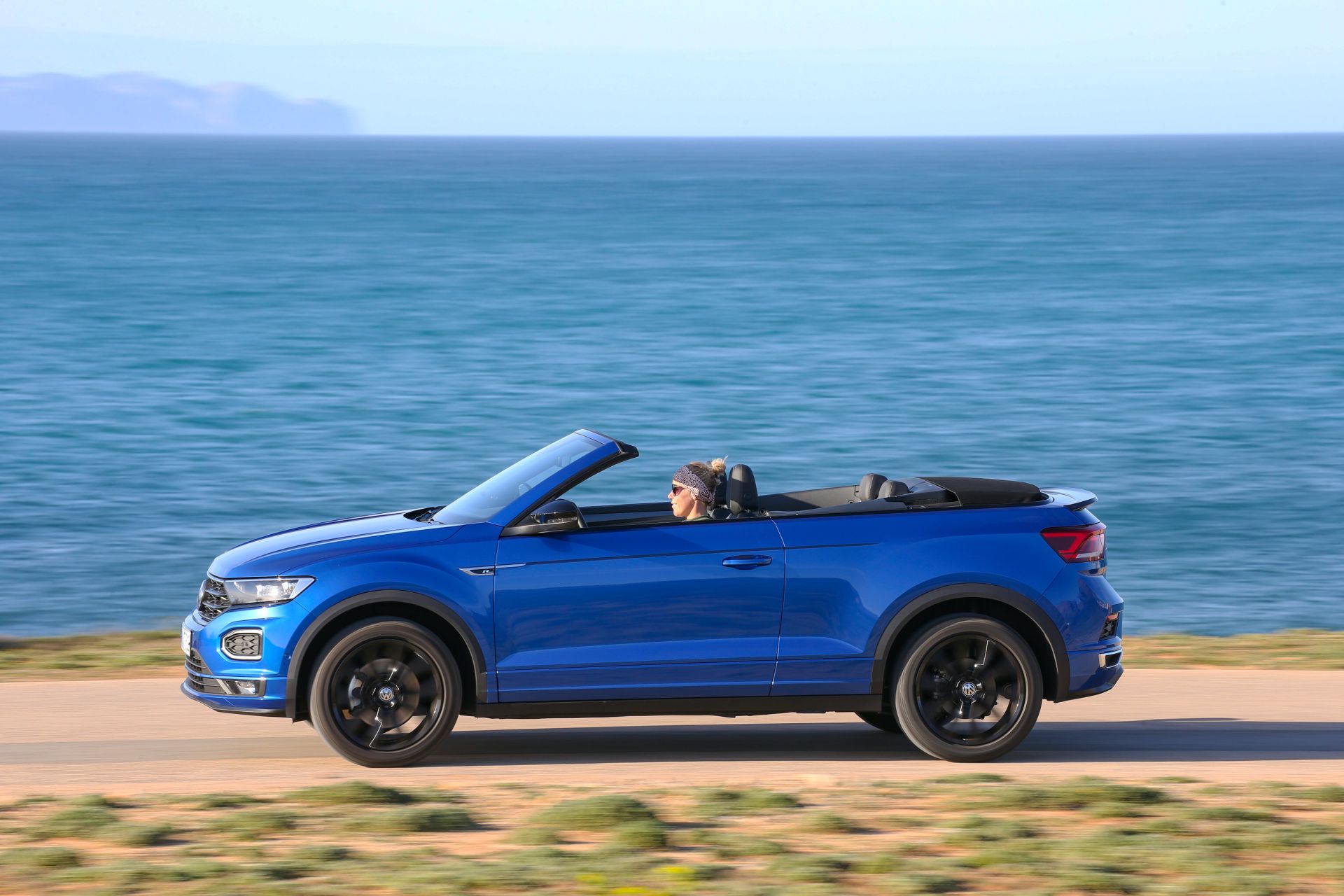 VW T-Roc Cabriolet: High-Riding Golf Convertible Successor Overexposed In 325 Photos, Videos