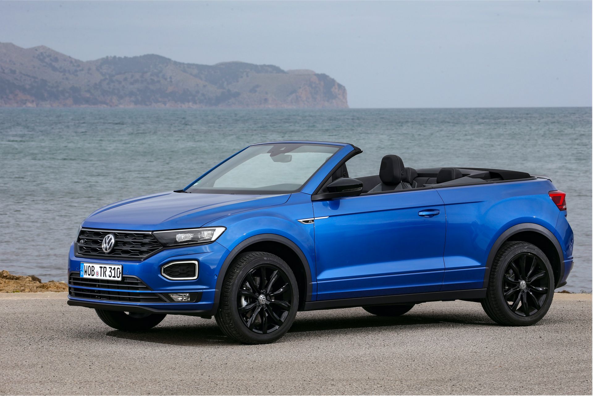 VW T-Roc Cabriolet: High-Riding Golf Convertible Successor Overexposed In 325 Photos, Videos