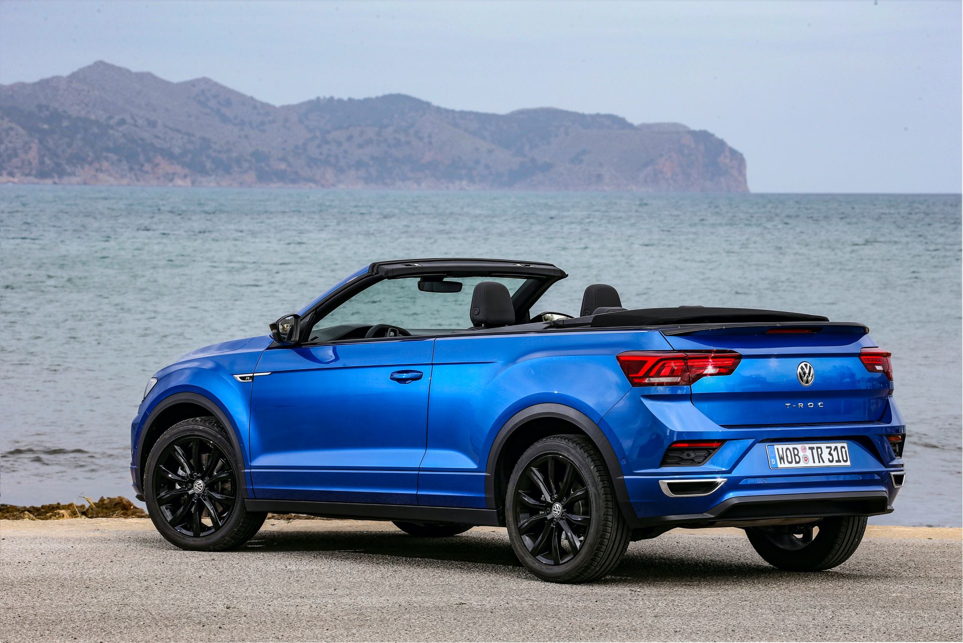 VW T-Roc Cabriolet: High-Riding Golf Convertible Successor Overexposed In 325 Photos, Videos
