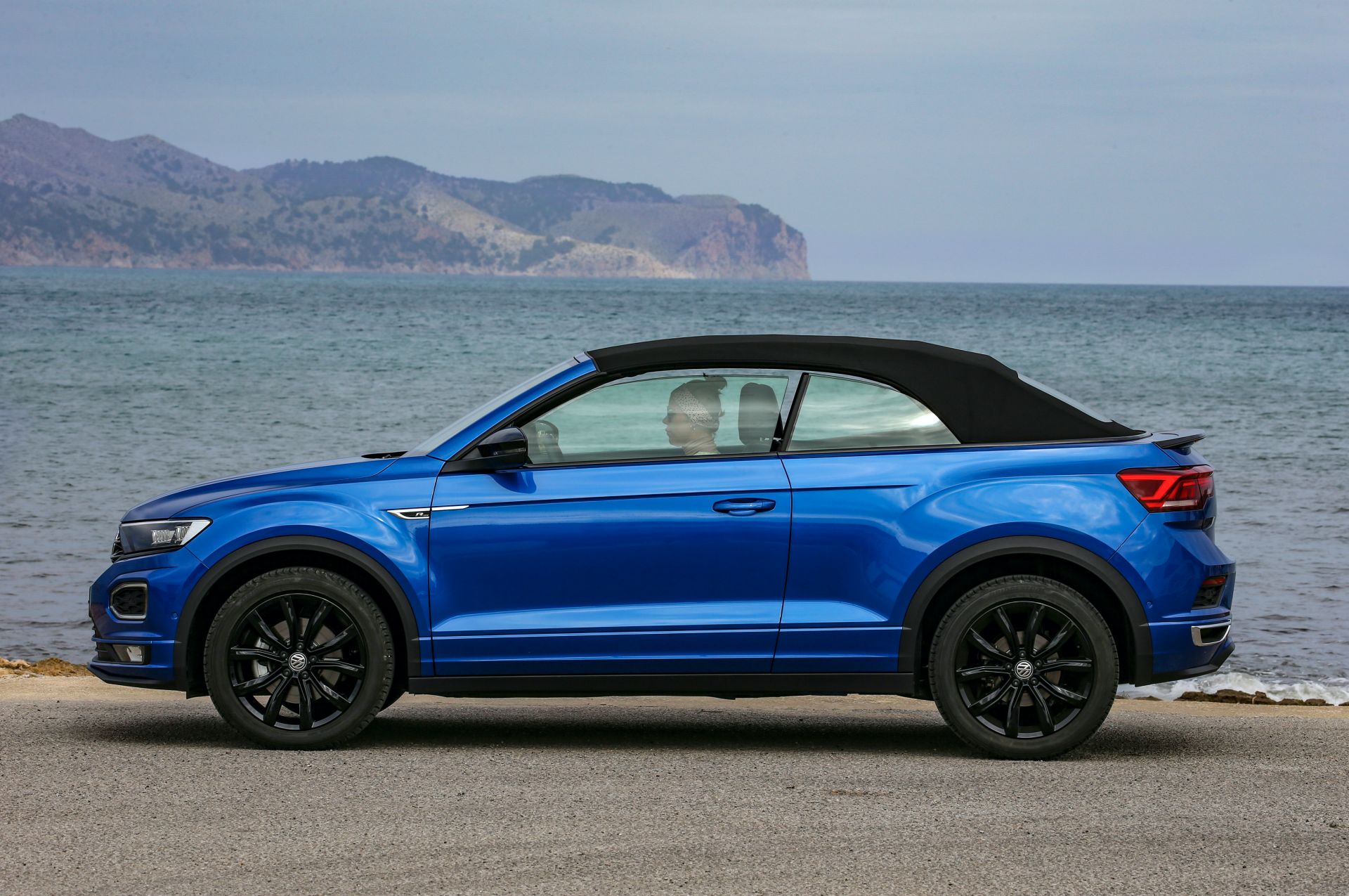 VW T-Roc Cabriolet: High-Riding Golf Convertible Successor Overexposed In 325 Photos, Videos