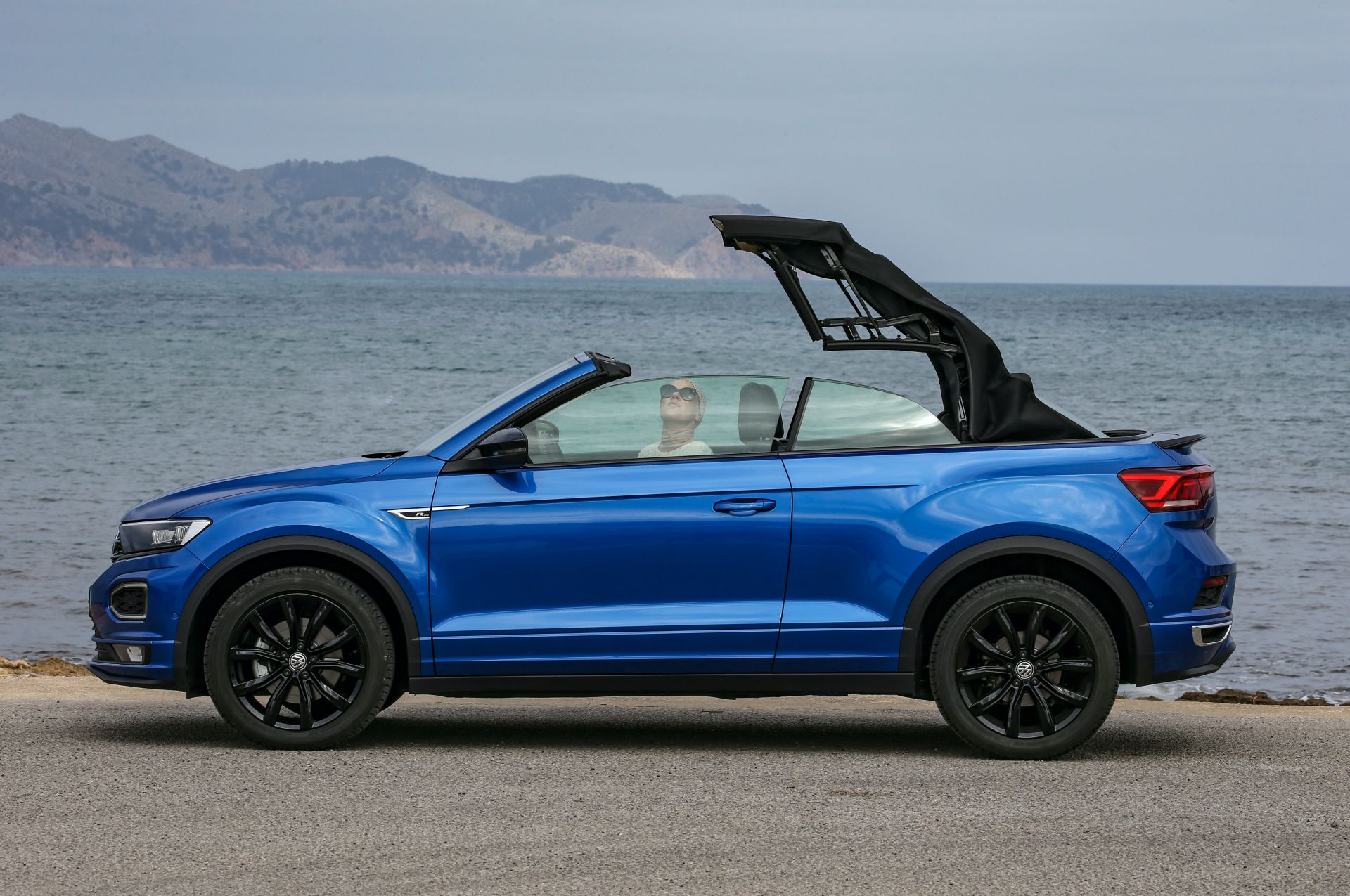 VW T-Roc Cabriolet: High-Riding Golf Convertible Successor Overexposed In 325 Photos, Videos