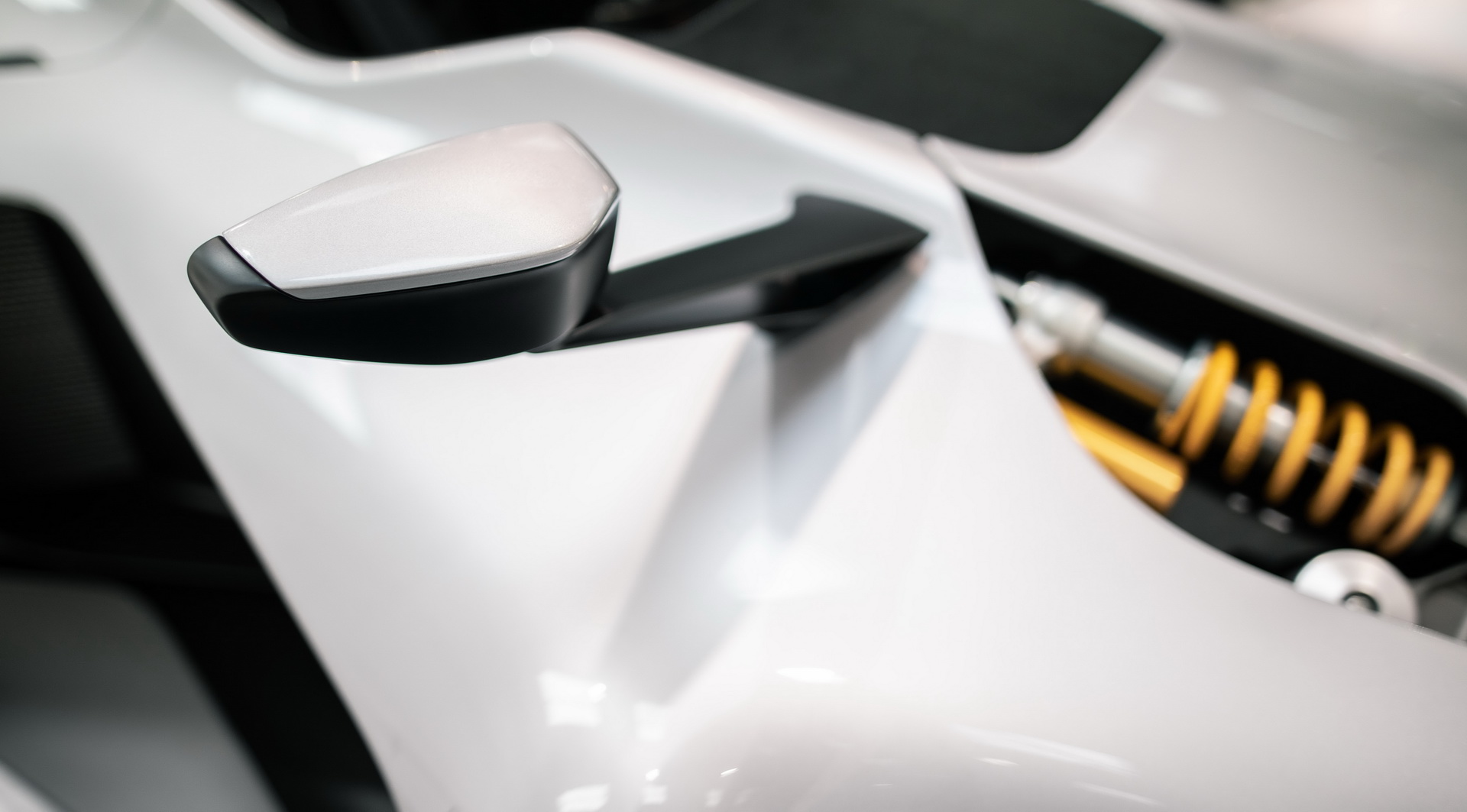 All-New BAC Mono Breaks Cover With 332 PS, 0-60 In 2.7 Sec