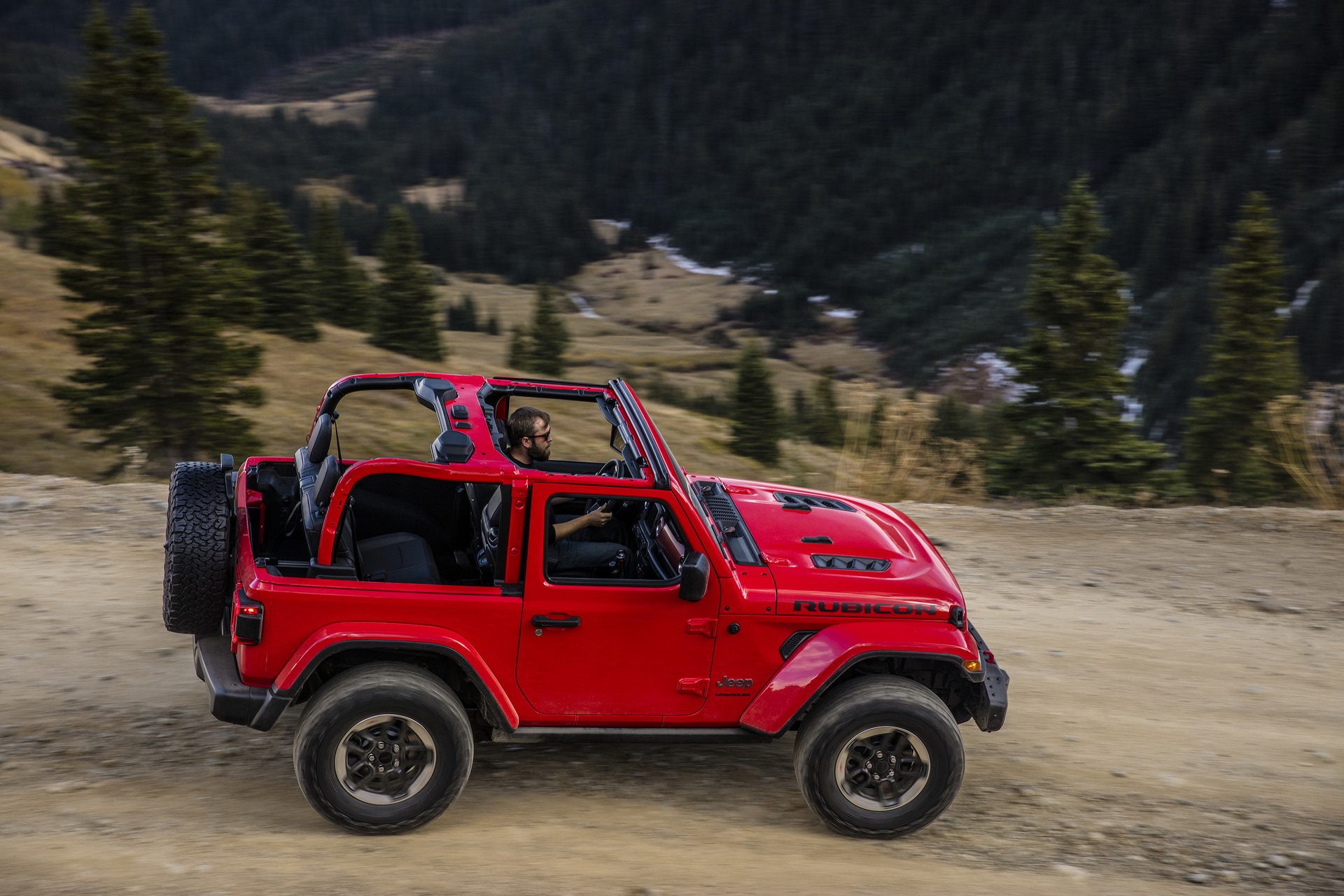 Jeep Gladiator, Wrangler Recalled Over Clutch Issue, FCA Doesn’t Have A Remedy Yet