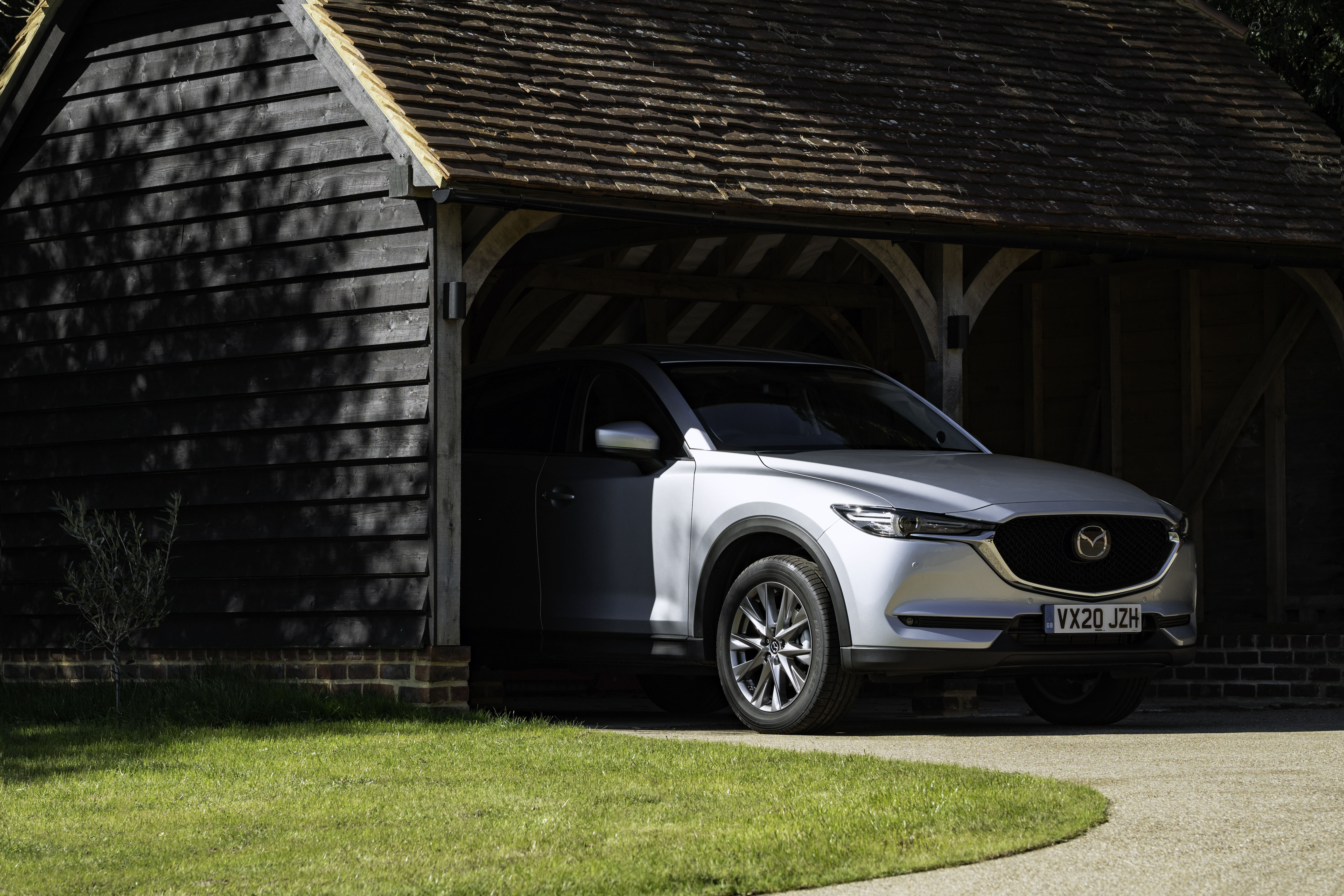 2020 Mazda CX-5 Gets New Engine Tech And Polymetal Grey Color For UK