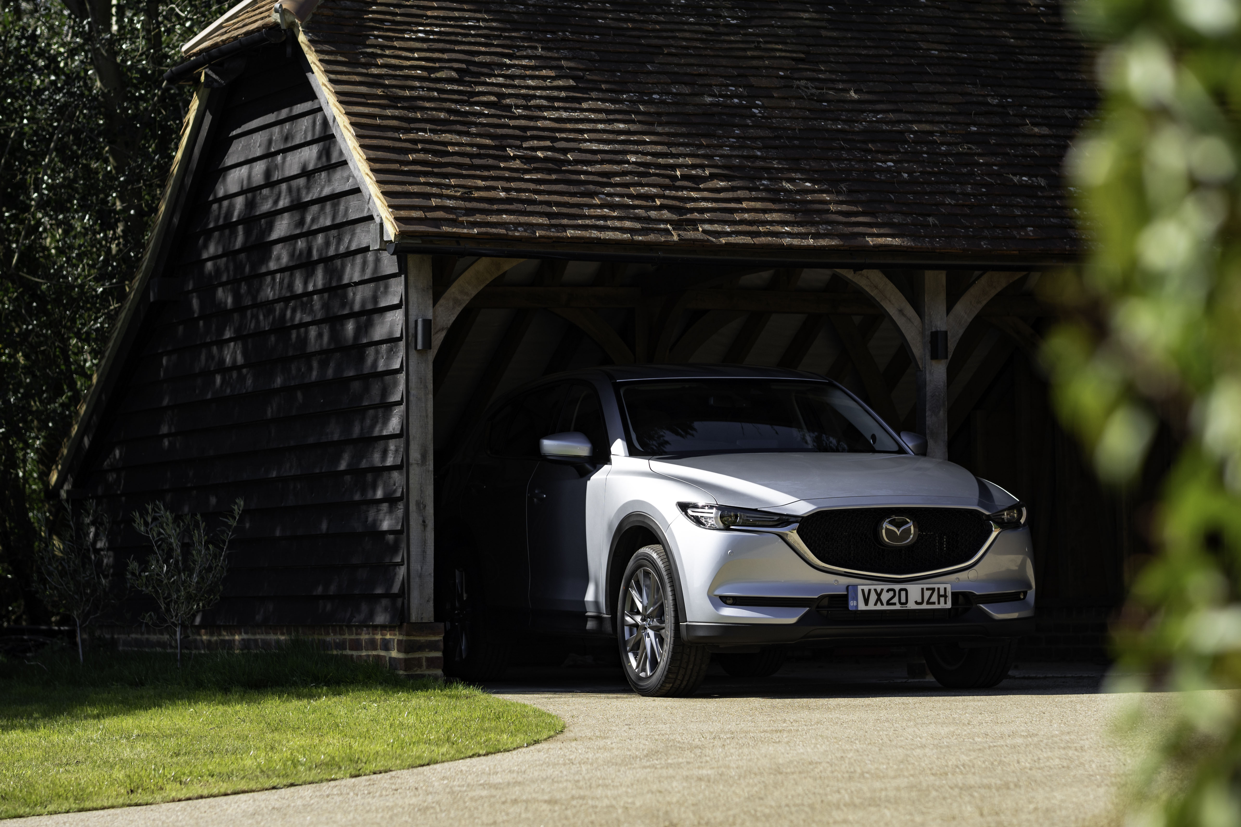 2020 Mazda CX-5 Gets New Engine Tech And Polymetal Grey Color For UK