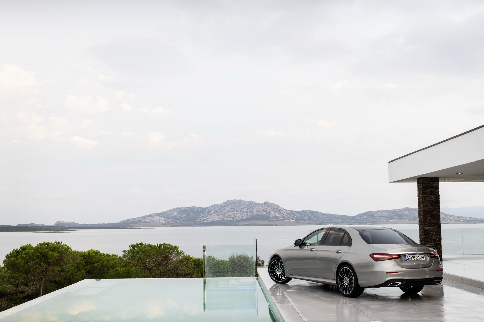 Mercedes-Benz Gives 2021 E-Class A Face And Tail Lift Along With New Straight-Six