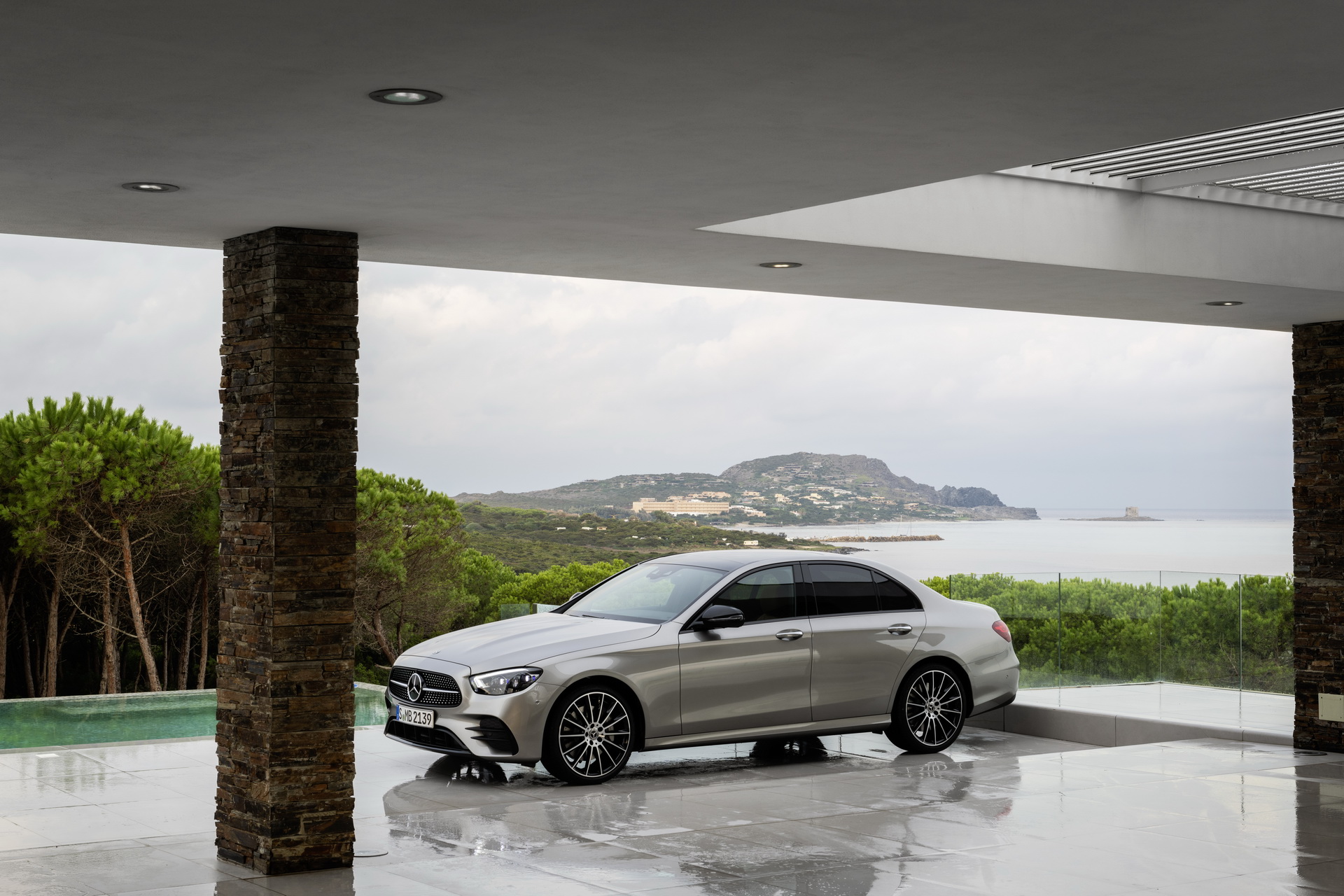 Mercedes-Benz Gives 2021 E-Class A Face And Tail Lift Along With New Straight-Six