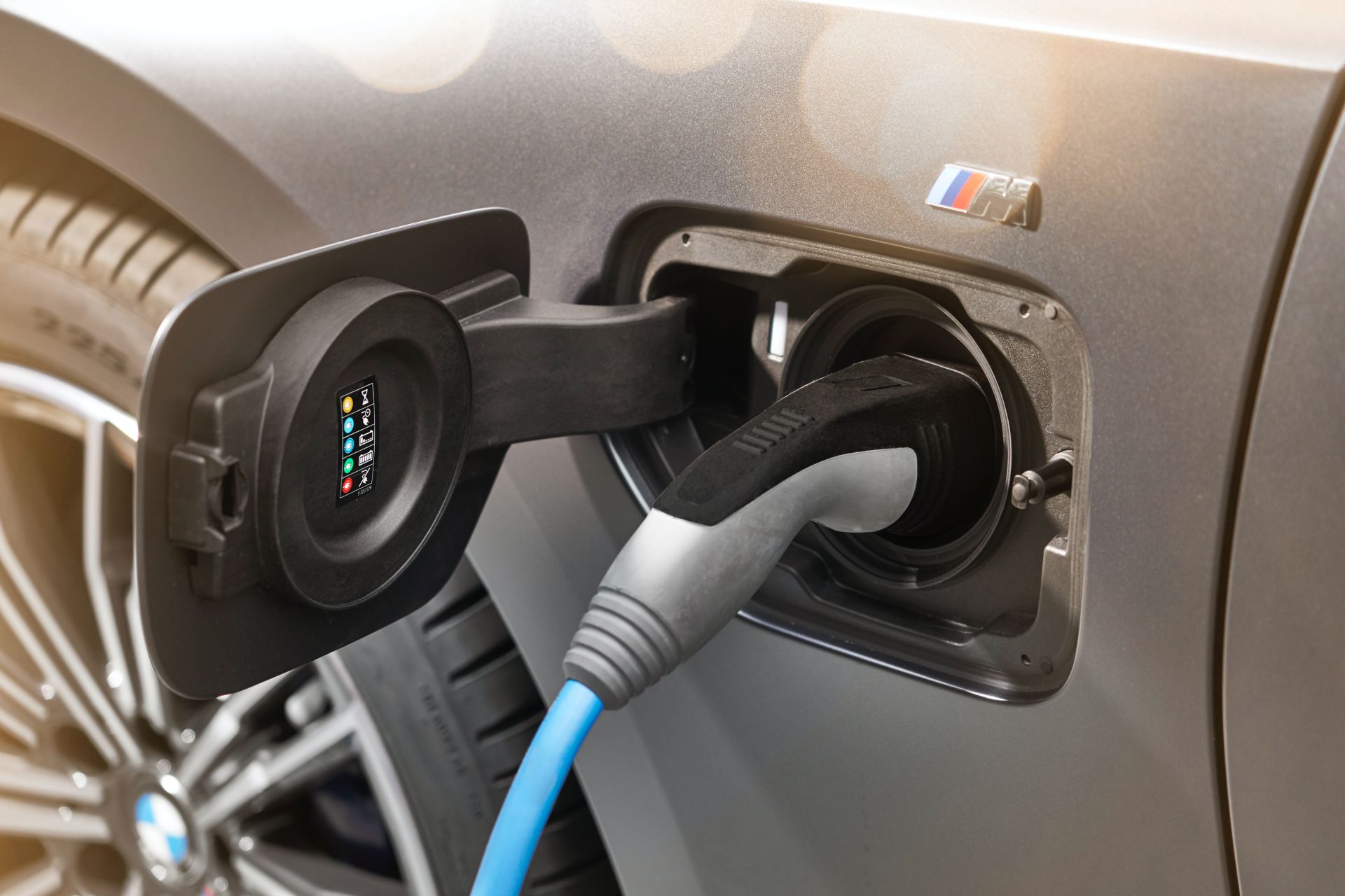 Is It Worth It? 2021 BMW 330e Plug-In Hybrid Will Cost You $3.8k More Than The 330i