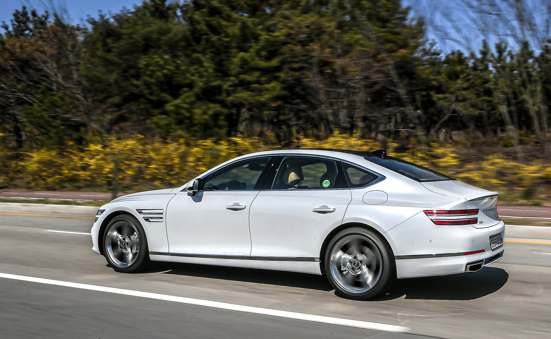 Delve Into All Things 2021 Genesis G80 With New Photos, KDM Brochure With Options And More