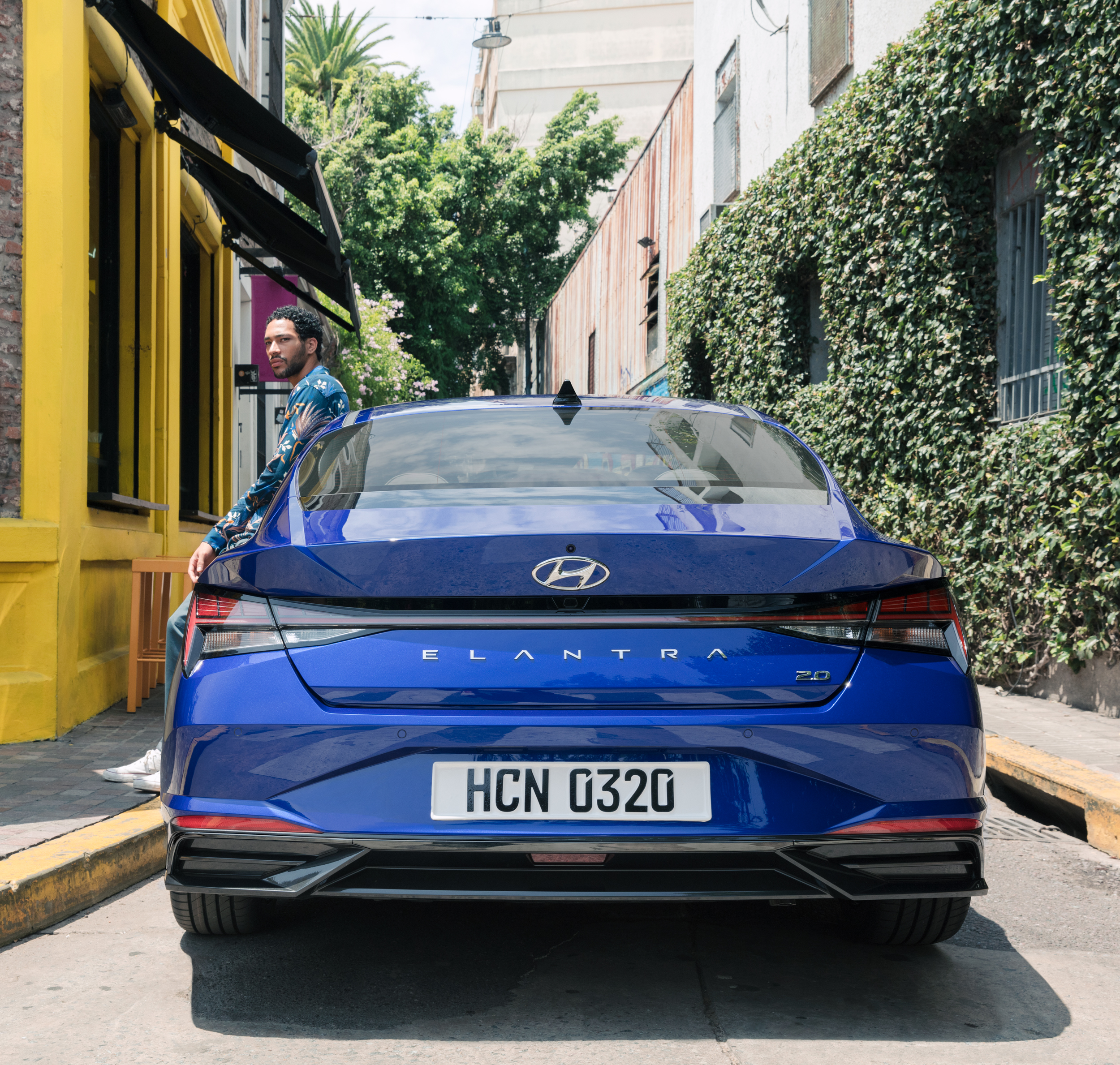 2021 Hyundai Elantra Debuts With Four-Door Coupe Body, New +50MPG Hybrid Variant