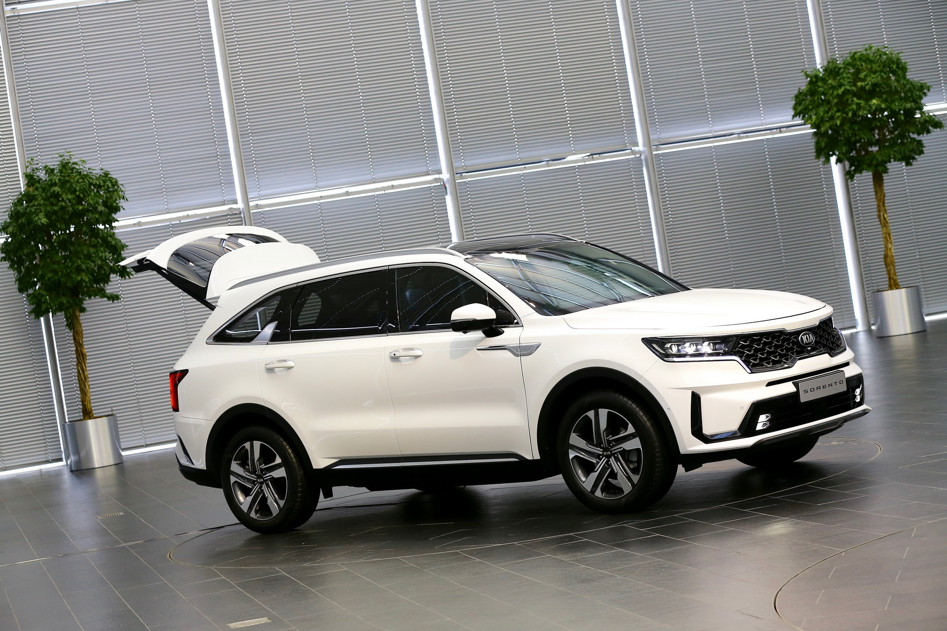 Kia Drops A Boatload Of New Photos And Information On 2021 Sorento