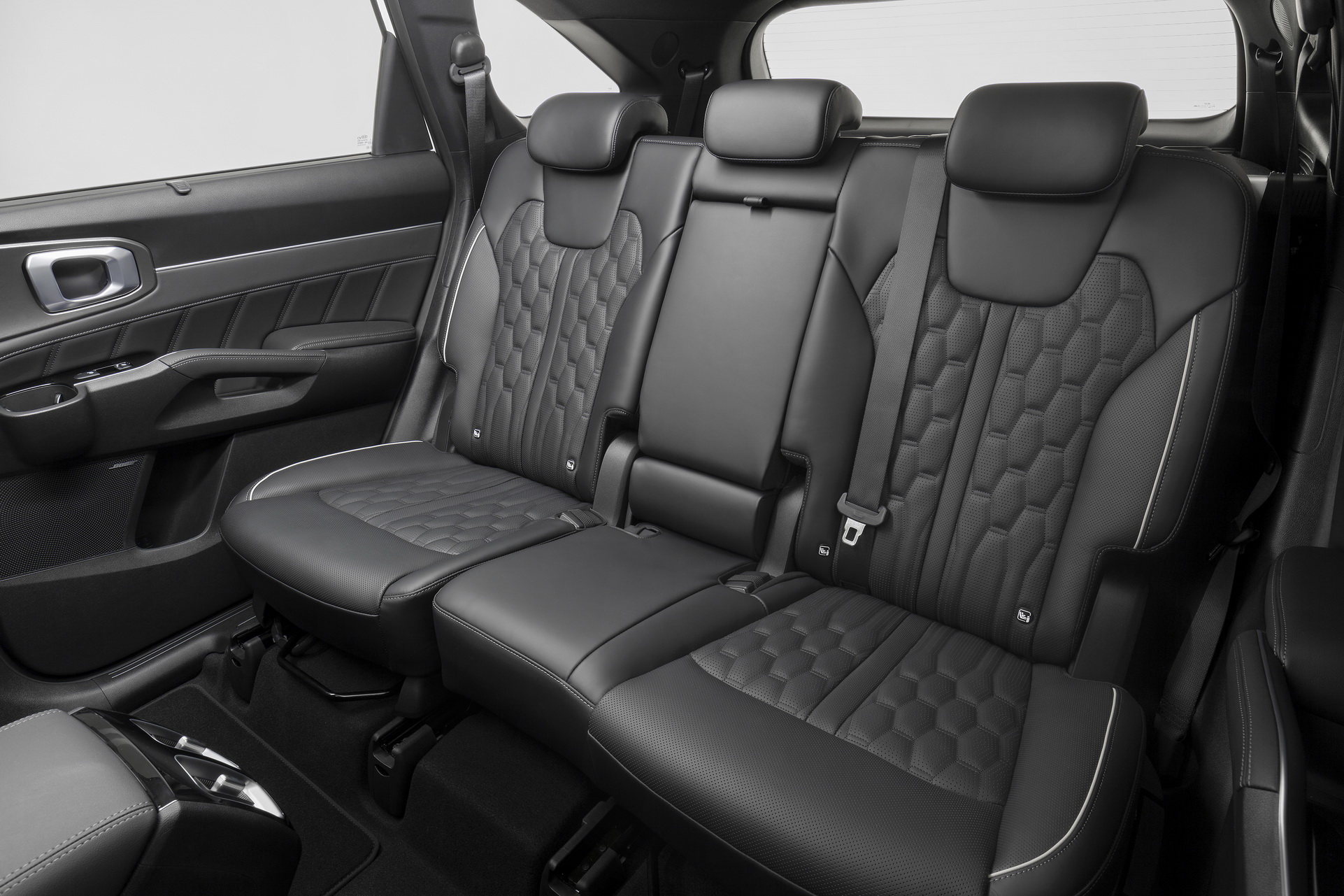 Kia Drops A Boatload Of New Photos And Information On 2021 Sorento