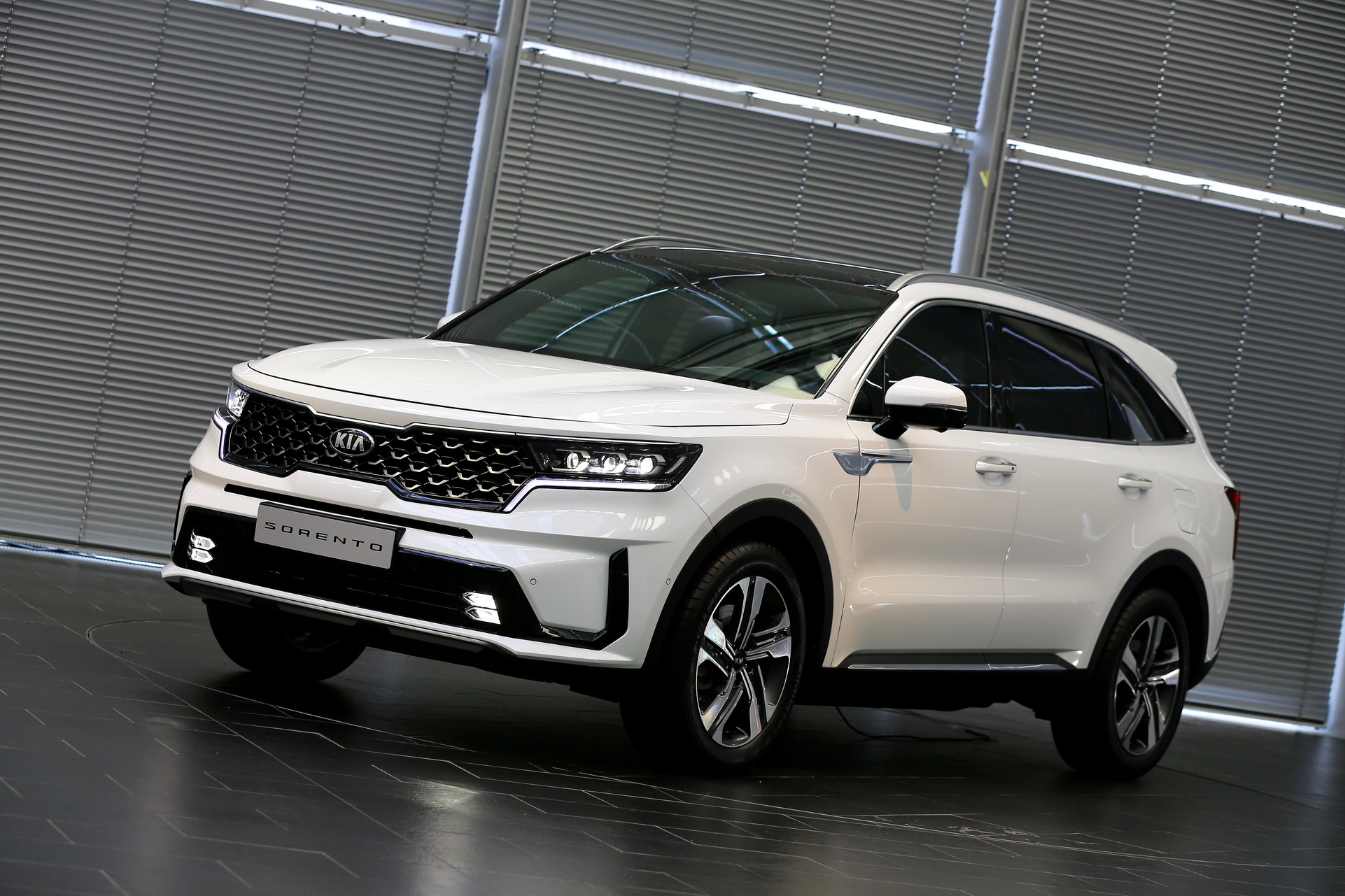 Kia Drops A Boatload Of New Photos And Information On 2021 Sorento