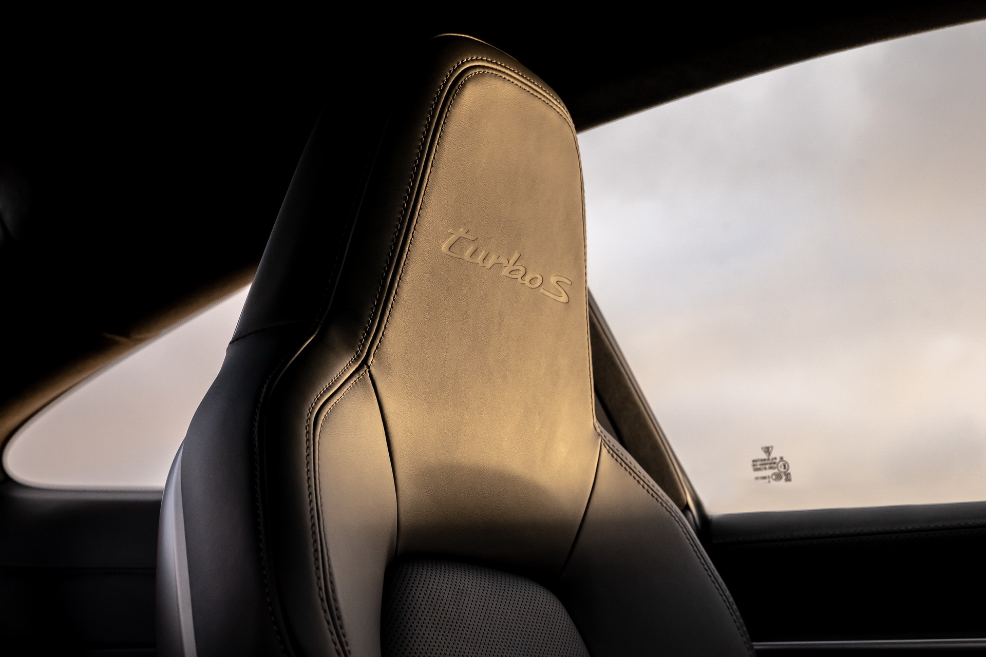 2021 Porsche 911 Turbo S: New 650HP Speed Demon Detailed In Massive Gallery