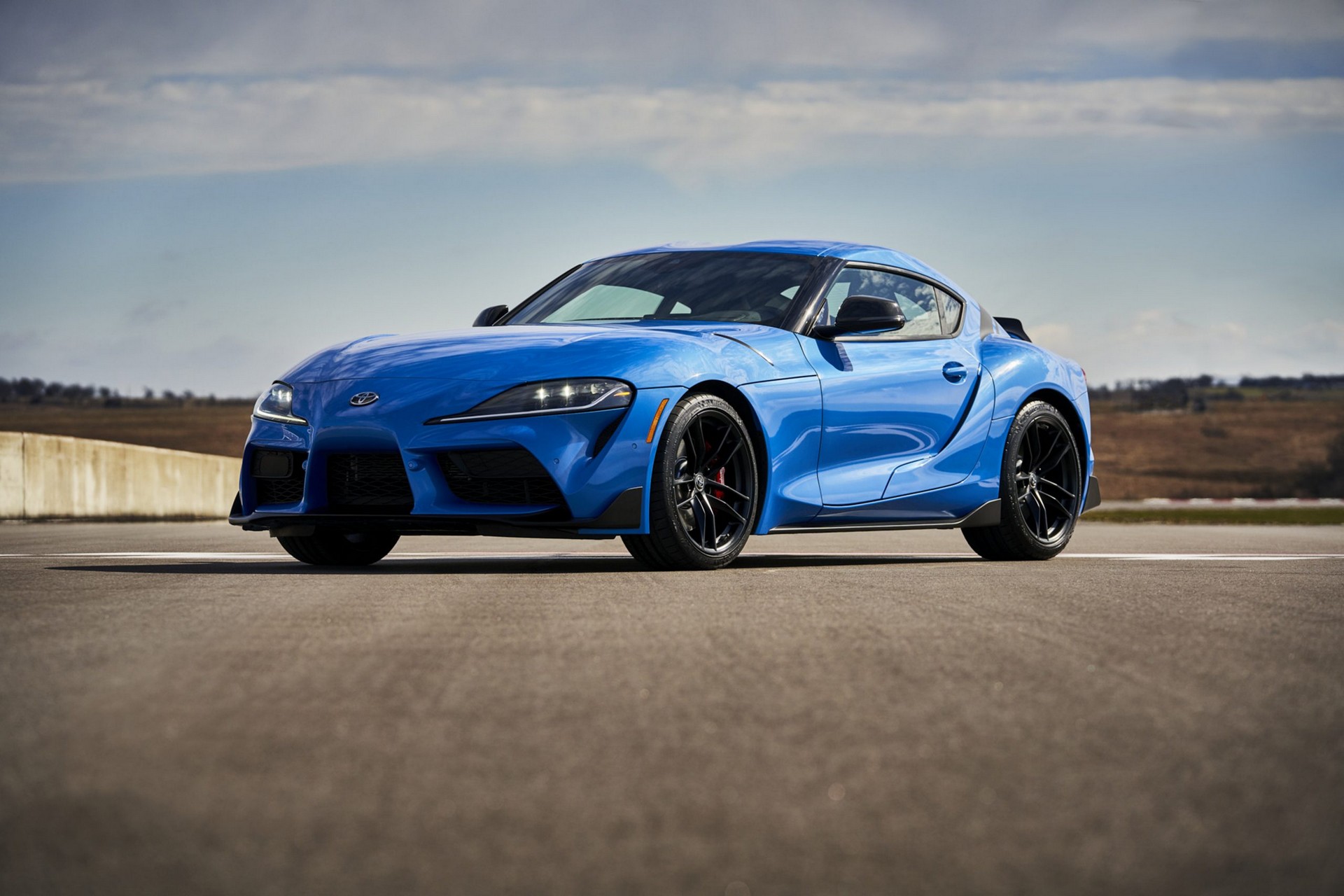 $60,000 Sports Car Poll: Would You Go For The 2020 Corvette C8 Or Something Else?