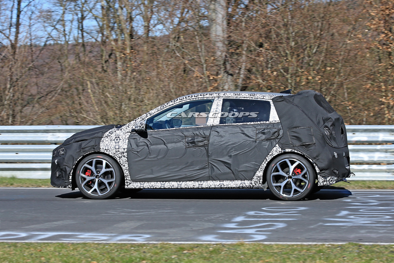 New Hyundai i20 N Hot Hatch Is Coming After The Fiesta ST With 200 HP