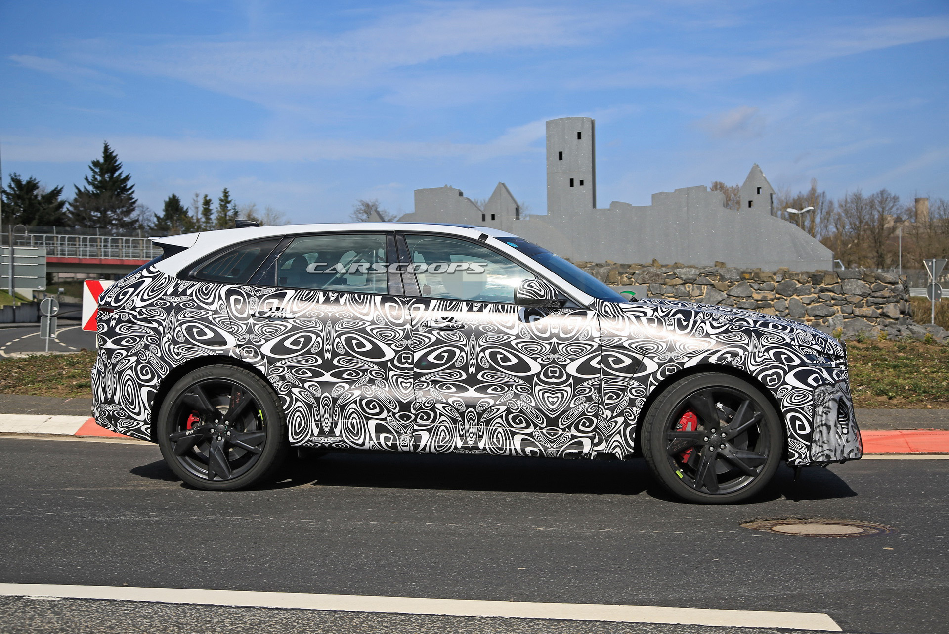 2021 Jaguar F-Pace SVR Gets Fresher Looks, Keeps Same Heart