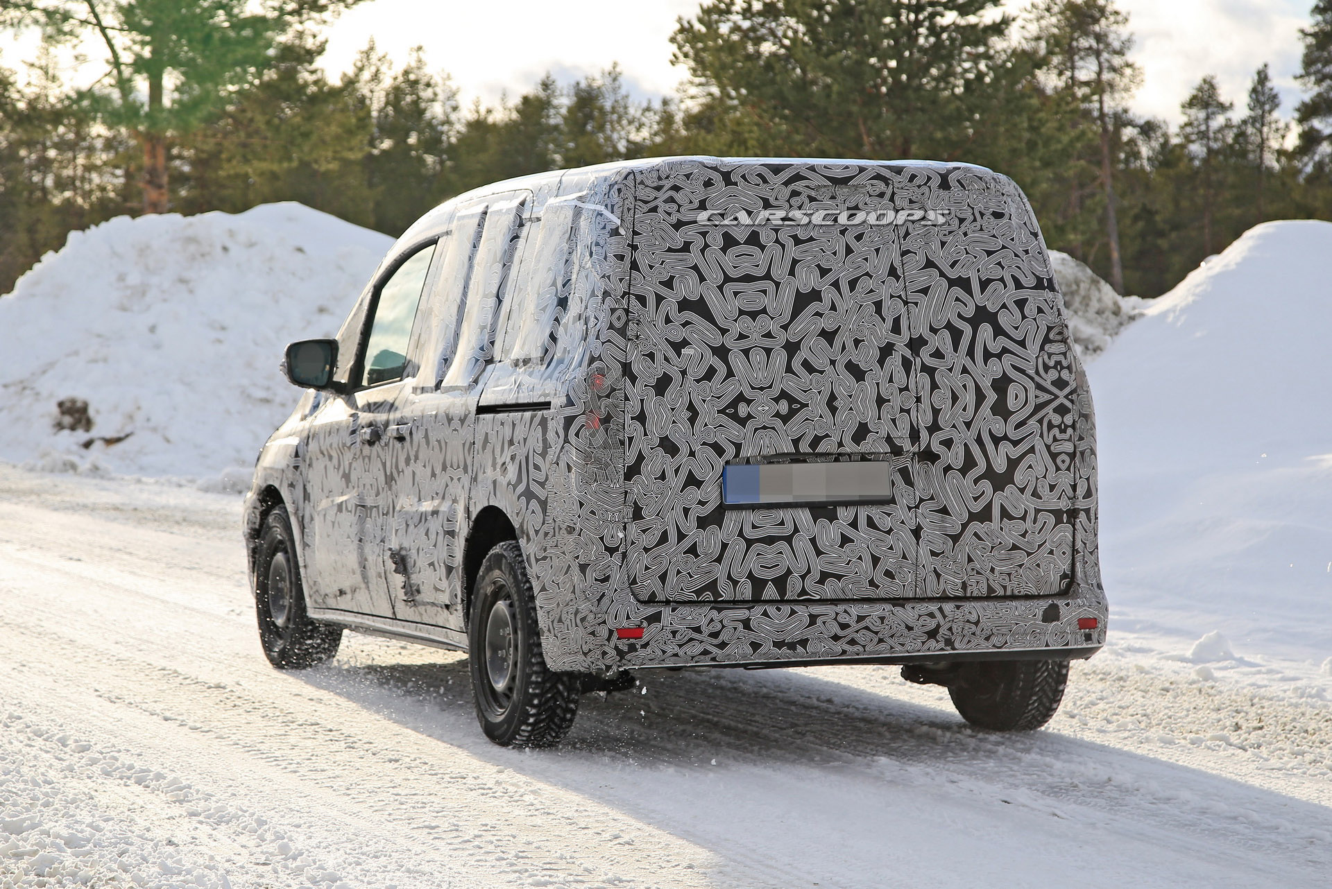 There’s An All-New 2021 Mercedes-Benz Citan Hiding Underneath That Heavy Camo