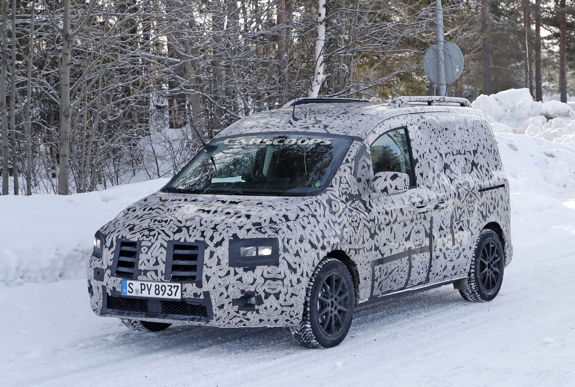 There’s An All-New 2021 Mercedes-Benz Citan Hiding Underneath That Heavy Camo