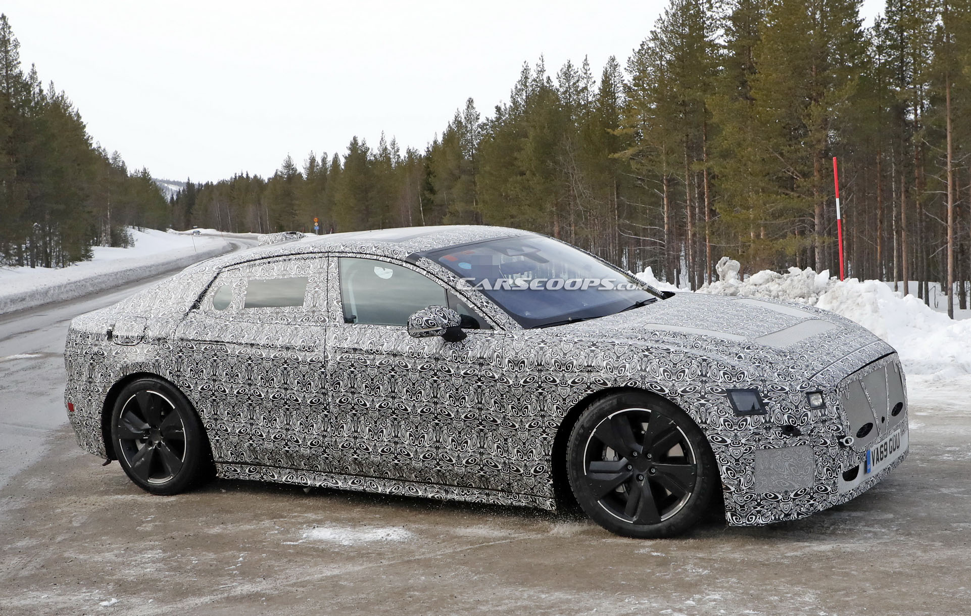 Upcoming Jaguar XJ To Be “Stunning,” Question What Large Luxury Sedans Are All About