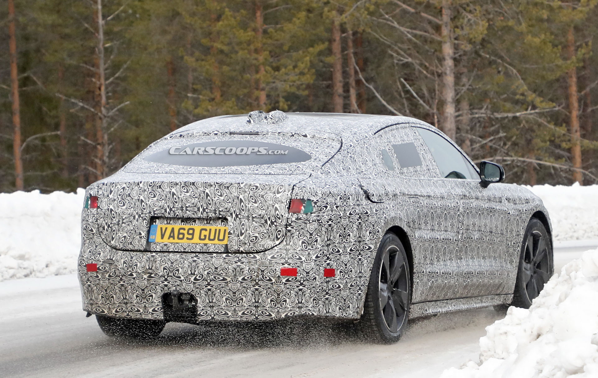 Upcoming Jaguar XJ To Be “Stunning,” Question What Large Luxury Sedans Are All About