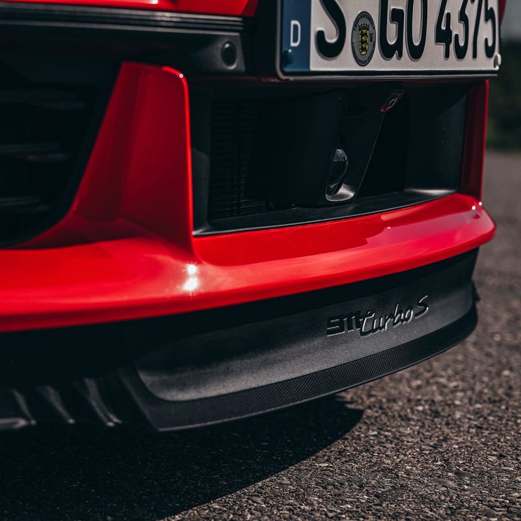 2021 Porsche 911 Turbo S Gets Lightweight And Sport Packages (First Photos)