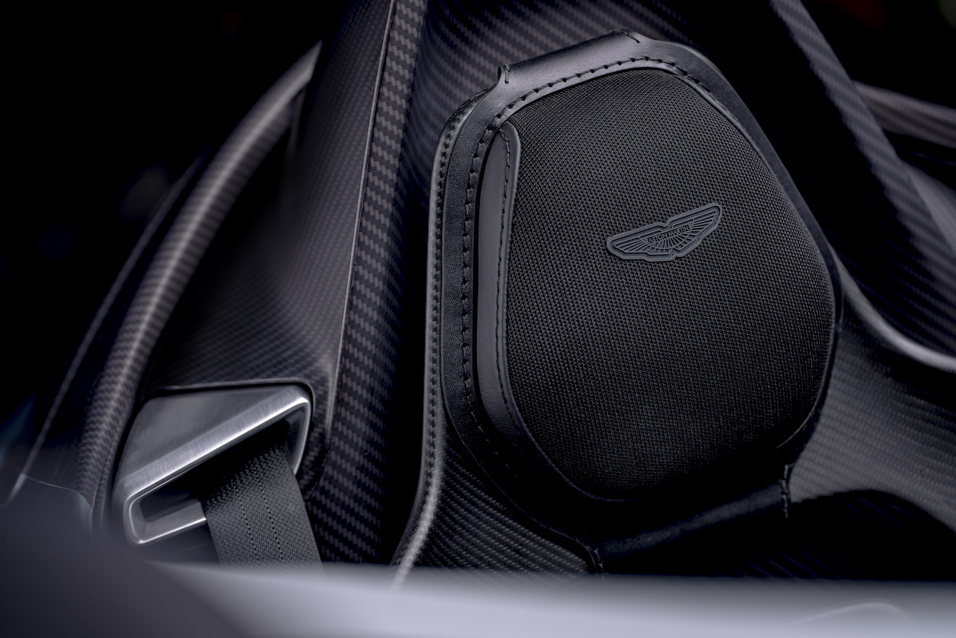 Aston Martin’s Limited V12 Speedster Wants To Blow You Away With Its 690 HP