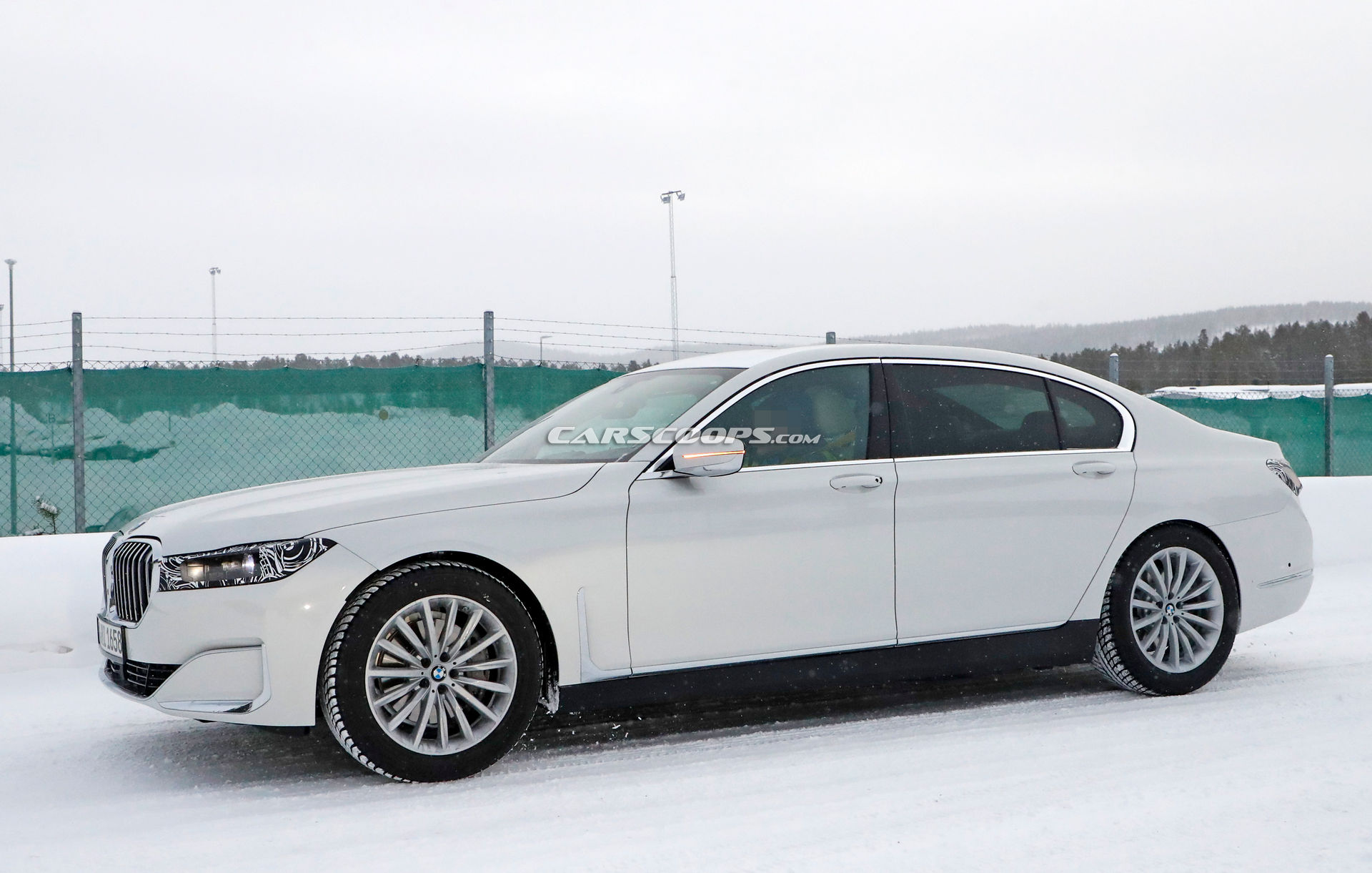 2022 BMW 7-Series Test Mule Spied, Will Get Petrol, Diesel, Hybrid, And All-Electric Versions
