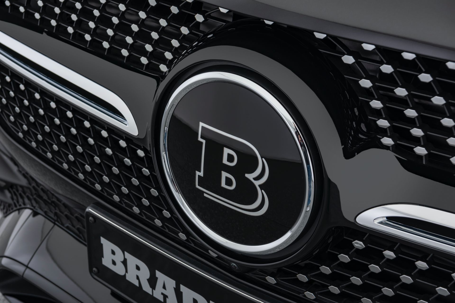 Brabus Gives Up To 365 HP To Mercedes GLE’s Diesels, Sharpens Up Its Appearance