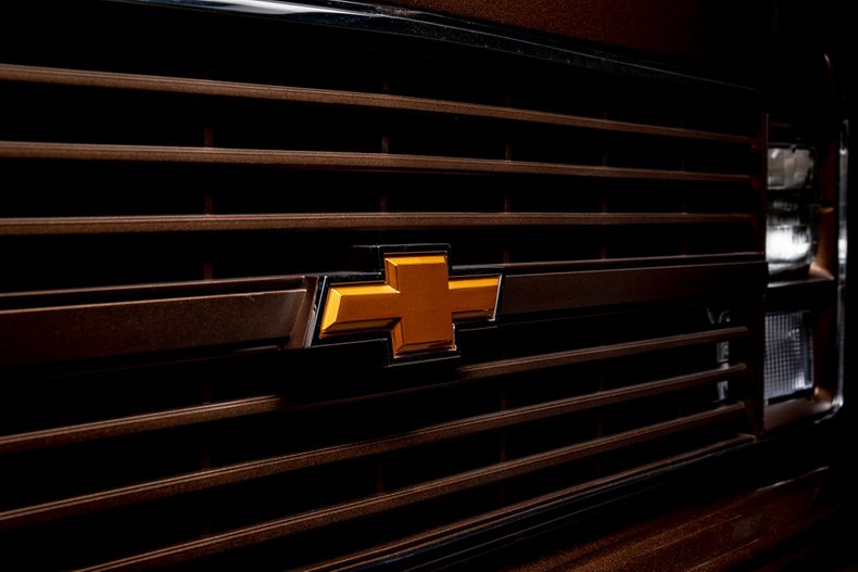 Need Some “Brown Sugar” In Your Life? SEMA Chevrolet C30 V8 Camper Is Worth Six-Figures