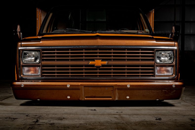 Need Some “Brown Sugar” In Your Life? SEMA Chevrolet C30 V8 Camper Is Worth Six-Figures