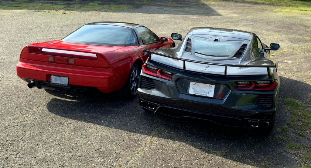  Mid-Engine Meetup Shows 2020 Corvette C8 Next To Original Acura NSX
