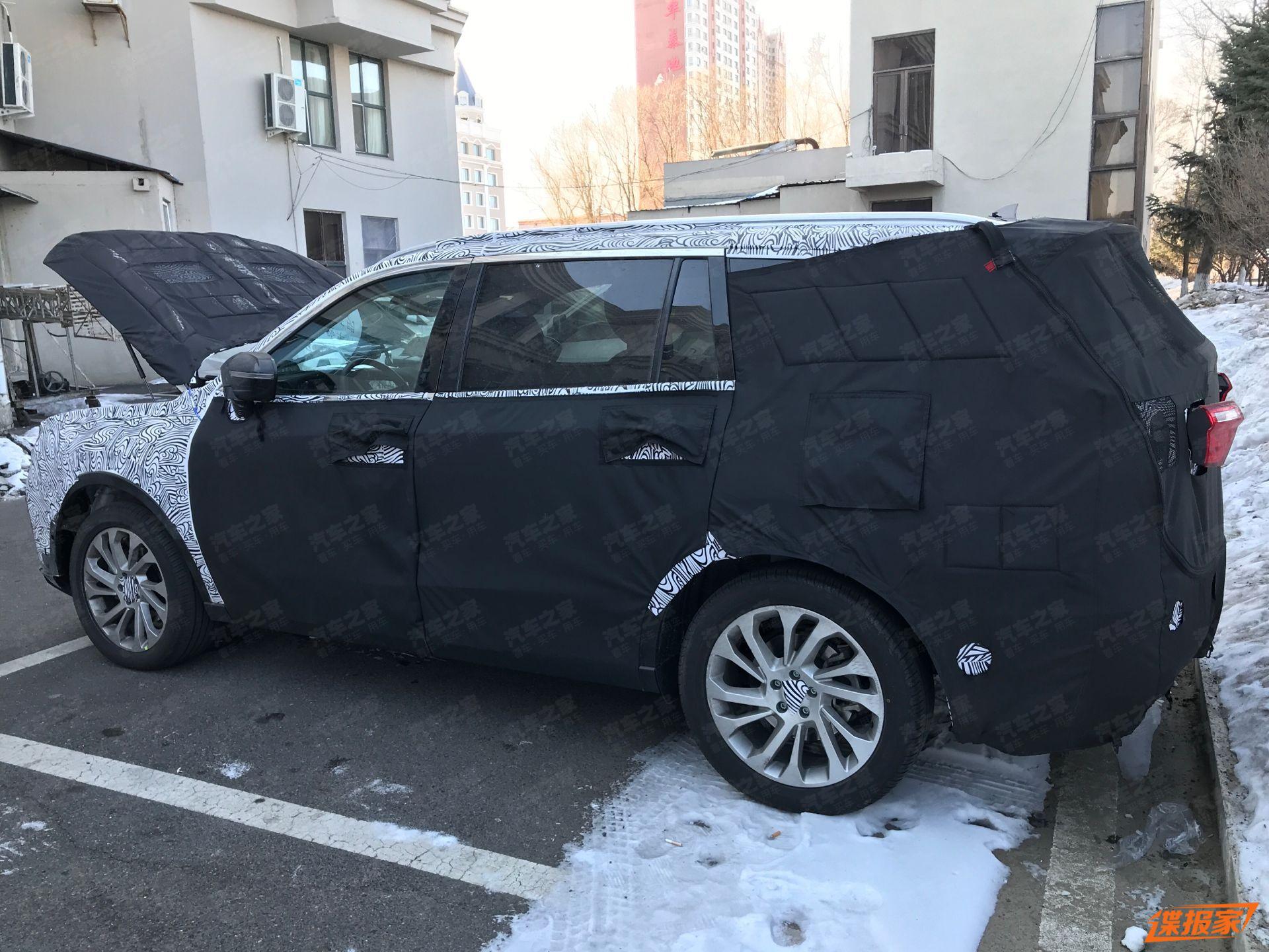 Ford Spied Developing New Seven-Seat SUV In China