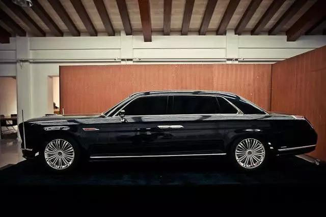 Hongqi L4 Is A New Suicide-Door Luxury Limousine From China