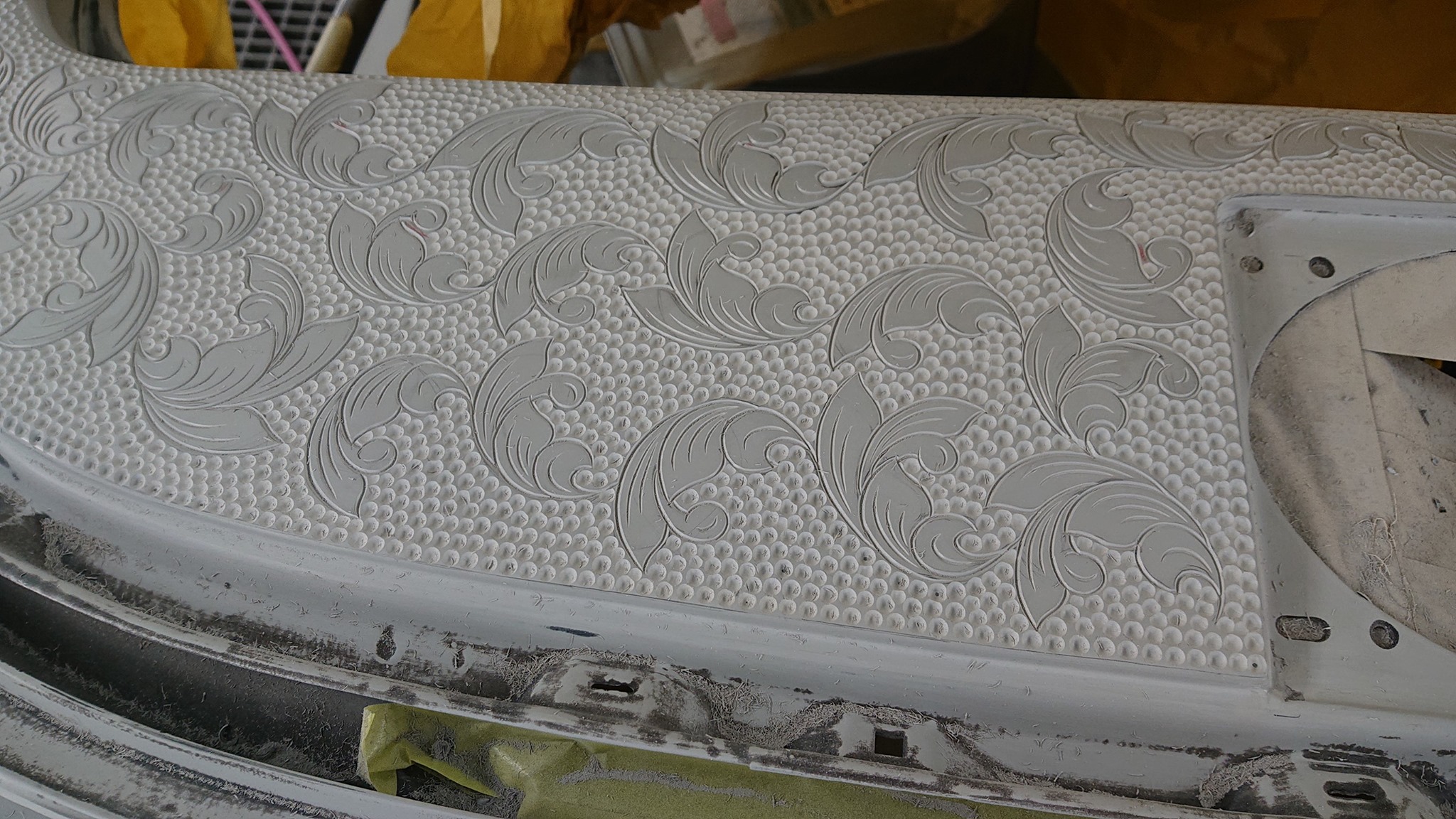 Kuhl Racing’s 1958 Chevrolet Impala Has An Amazing Metal Engraving Paint Finish